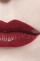 أحمر شفاه سائل Rouge Allure Laque Ultrashine