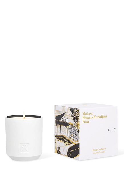شمعة أو 17 معطرة