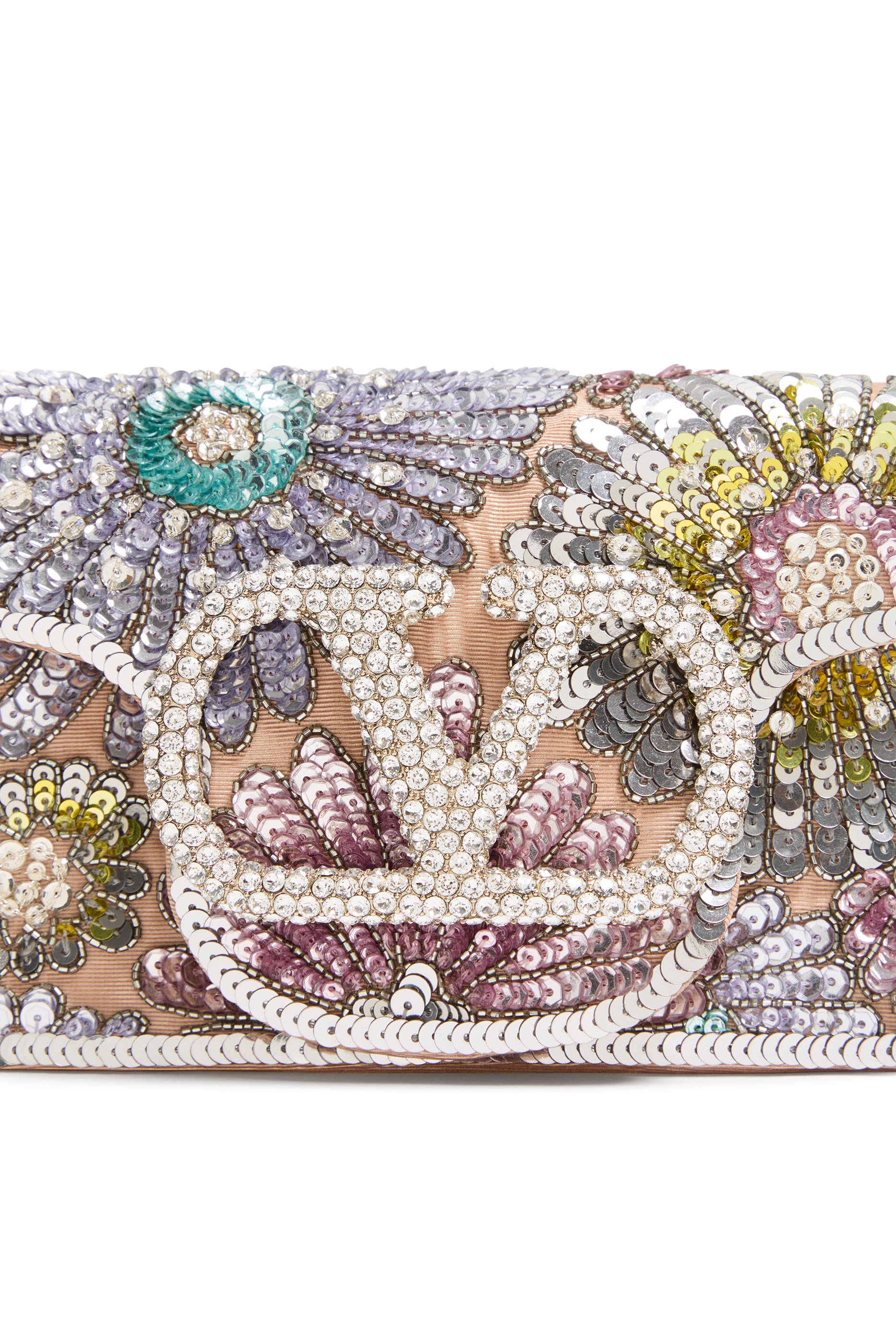 حقيبة كتف صغيرة بشعار الماركة مواريه مرصعة بأحجار