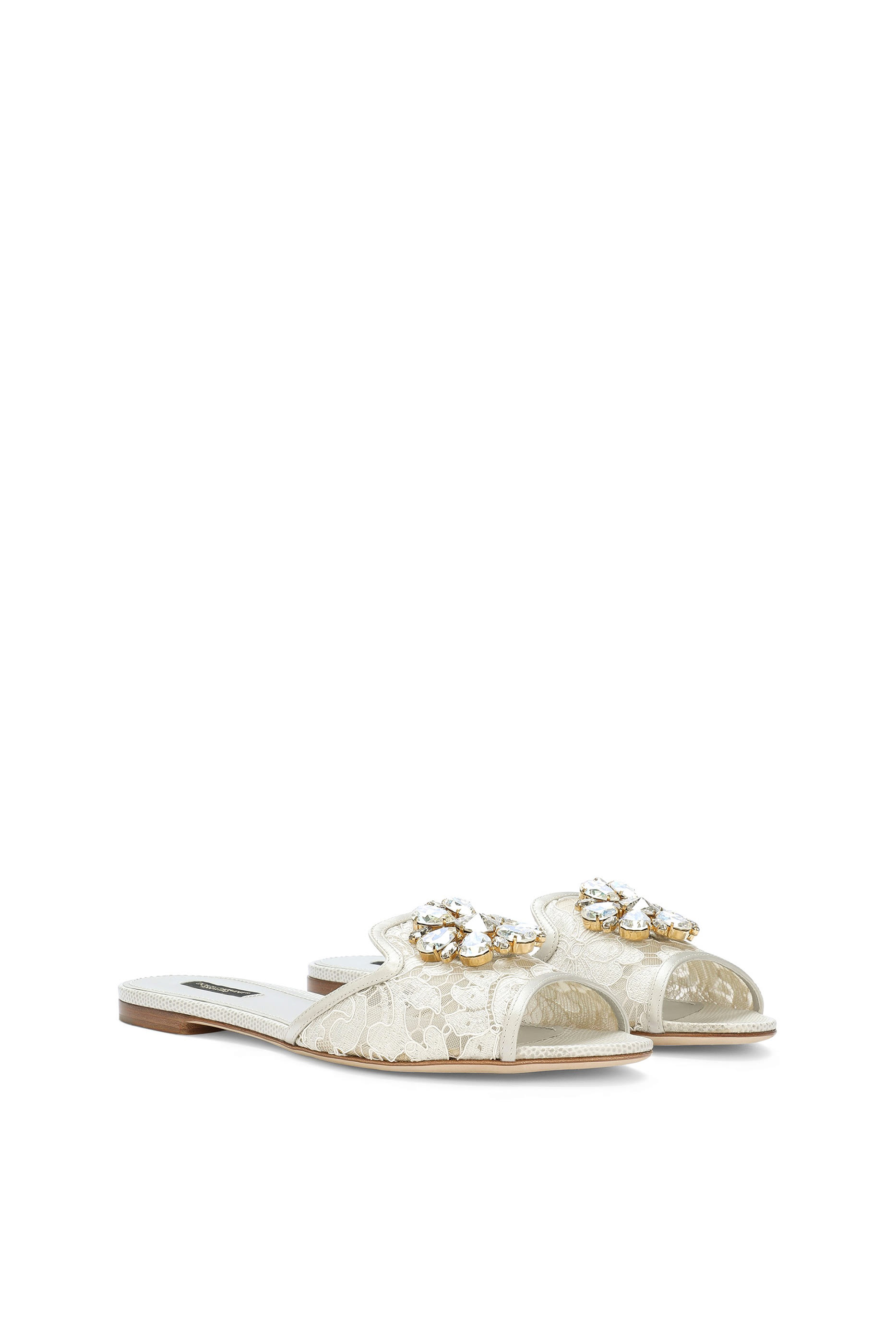 صندل دانتيل ببروش مزين بالكريستال