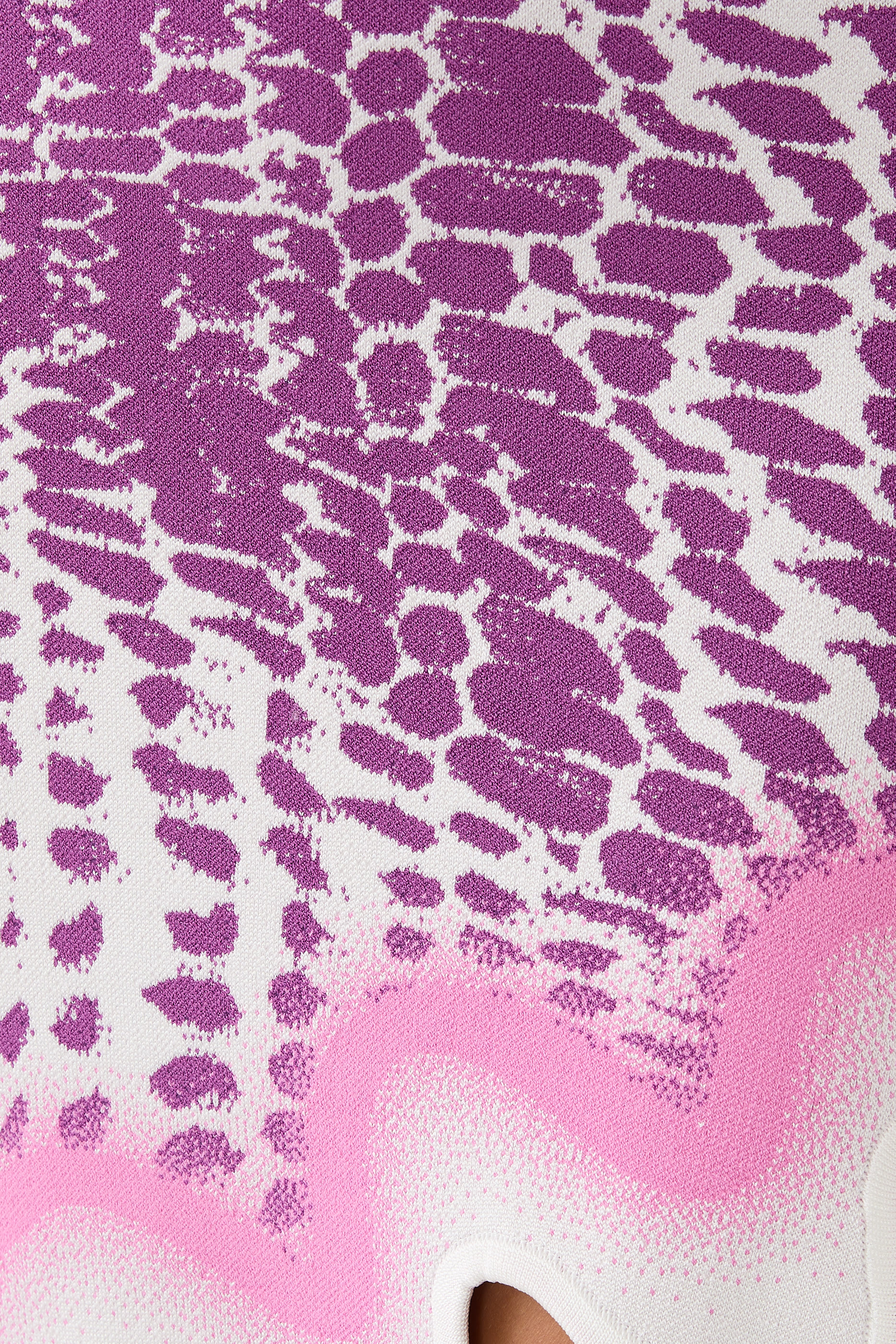 فستان بروكلين مموج بتصميم غير متماثل فستان بروكلين مموج بتصميم غير متماثل