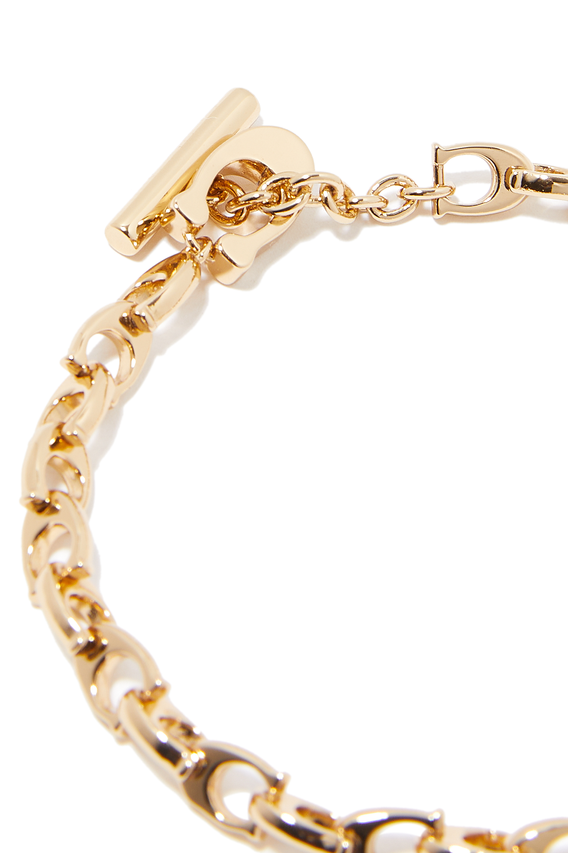 سوار سلسلة بحلقات بتصميم حرف شعار الماركة مرصع بالكريستال