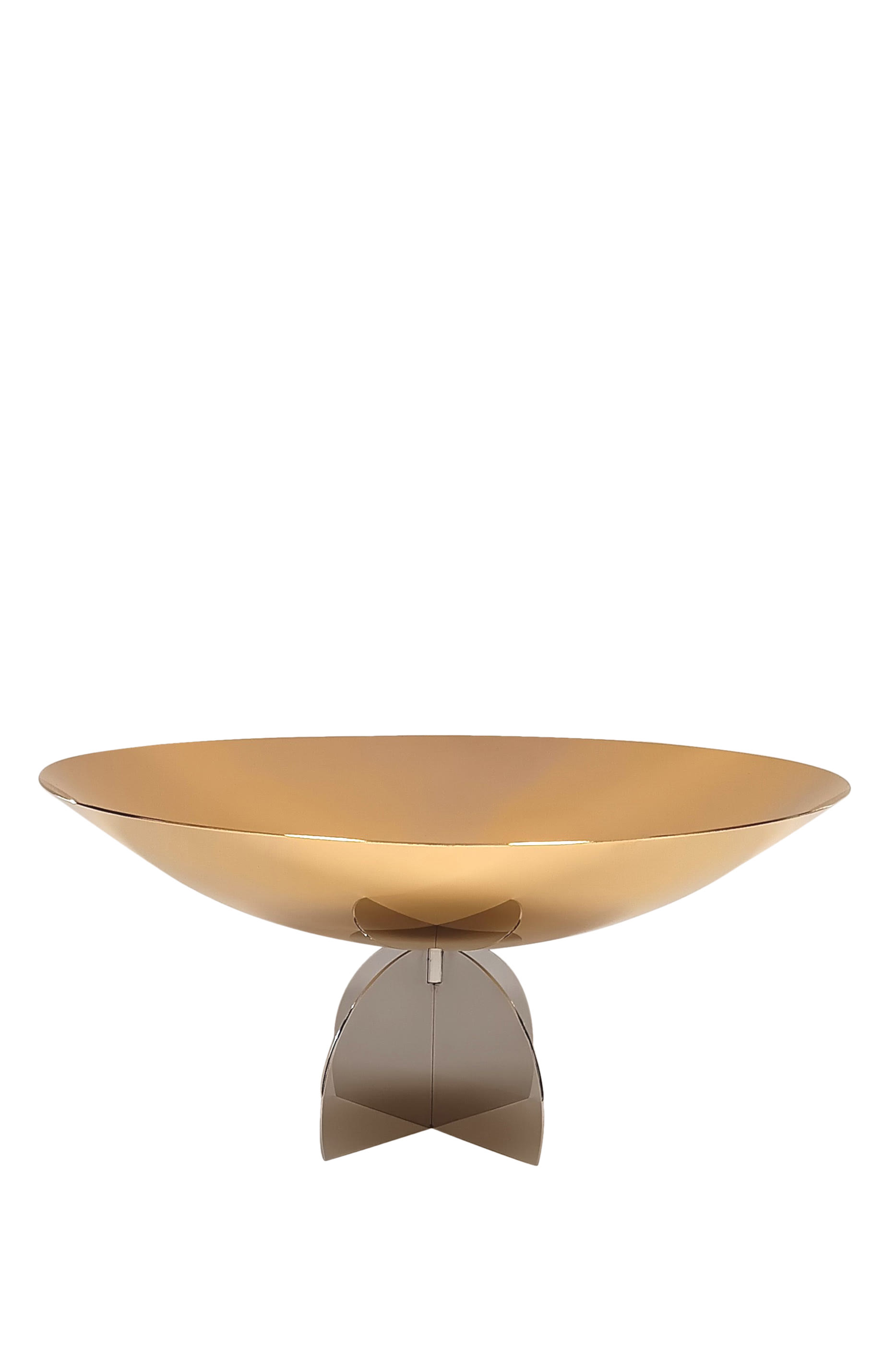 قطعة ديكور ستانلس ستيل