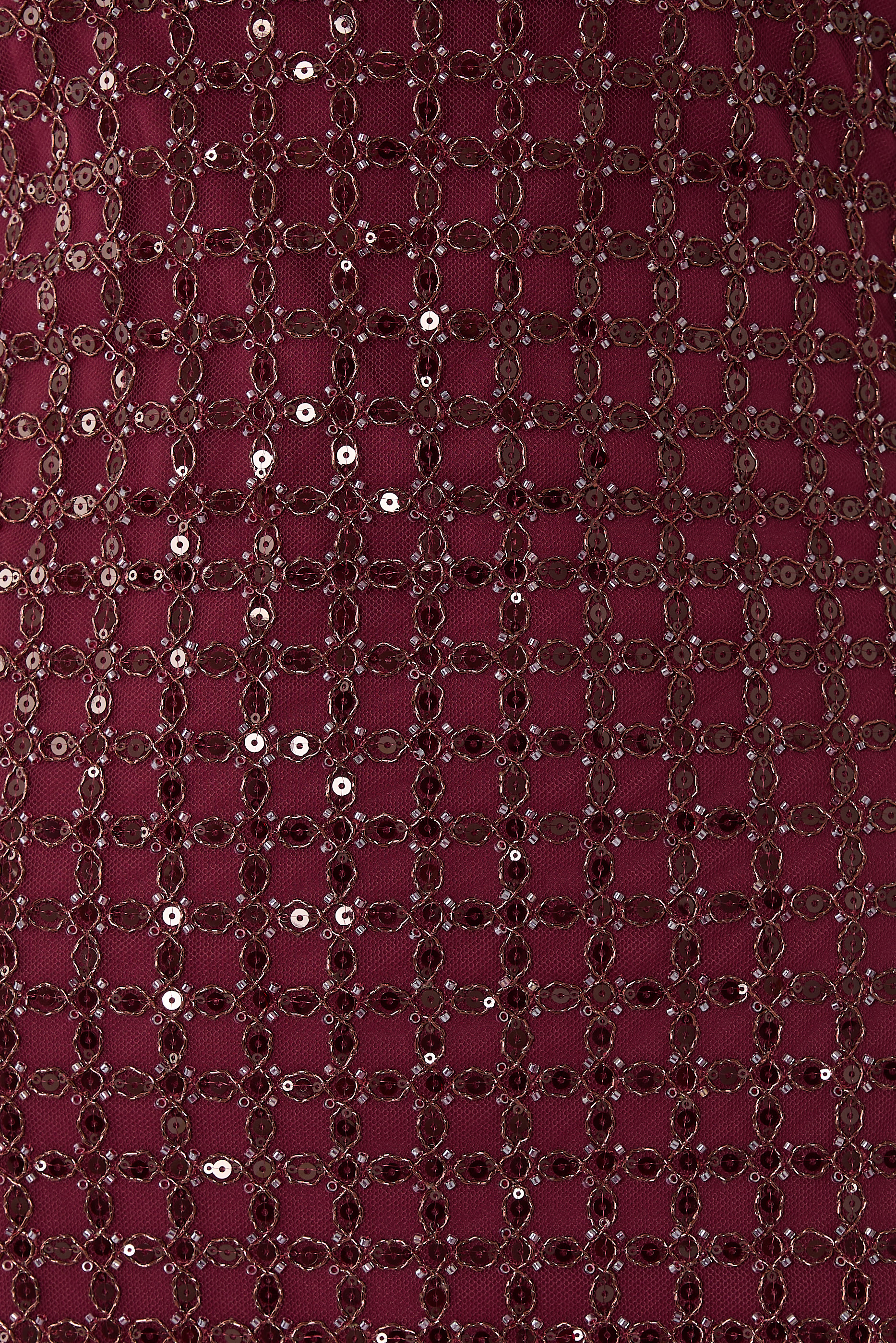 فستان طويل بلا حمالات مزين بخرز