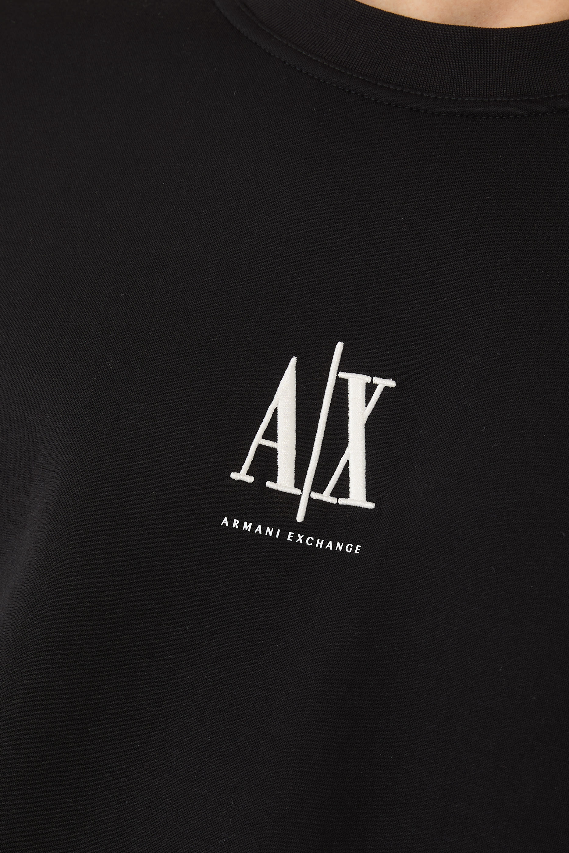 سويت شيرت بياقة ضيقة قطن