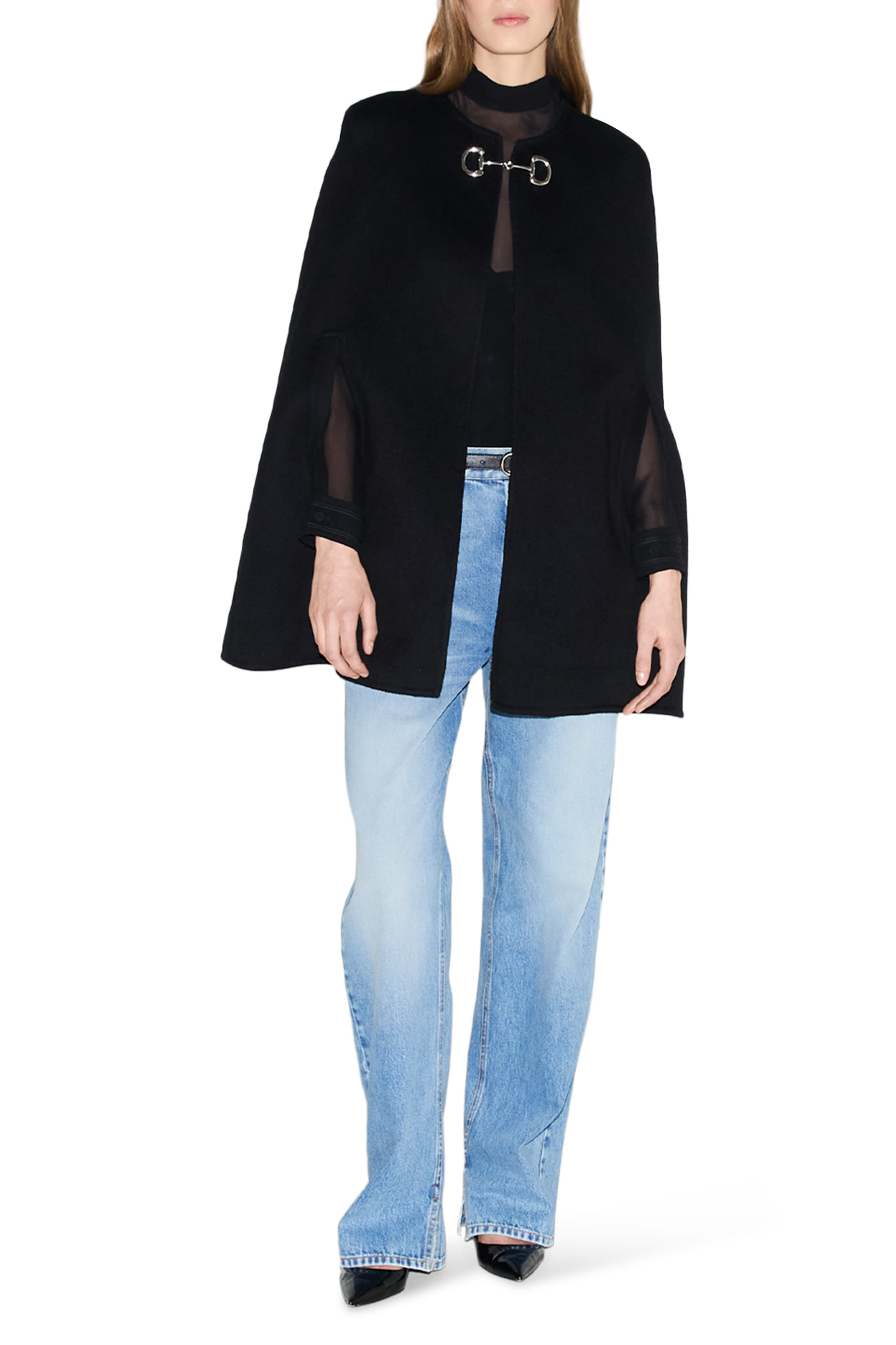 كاب مزين بشعار الماركة صوف وحرير