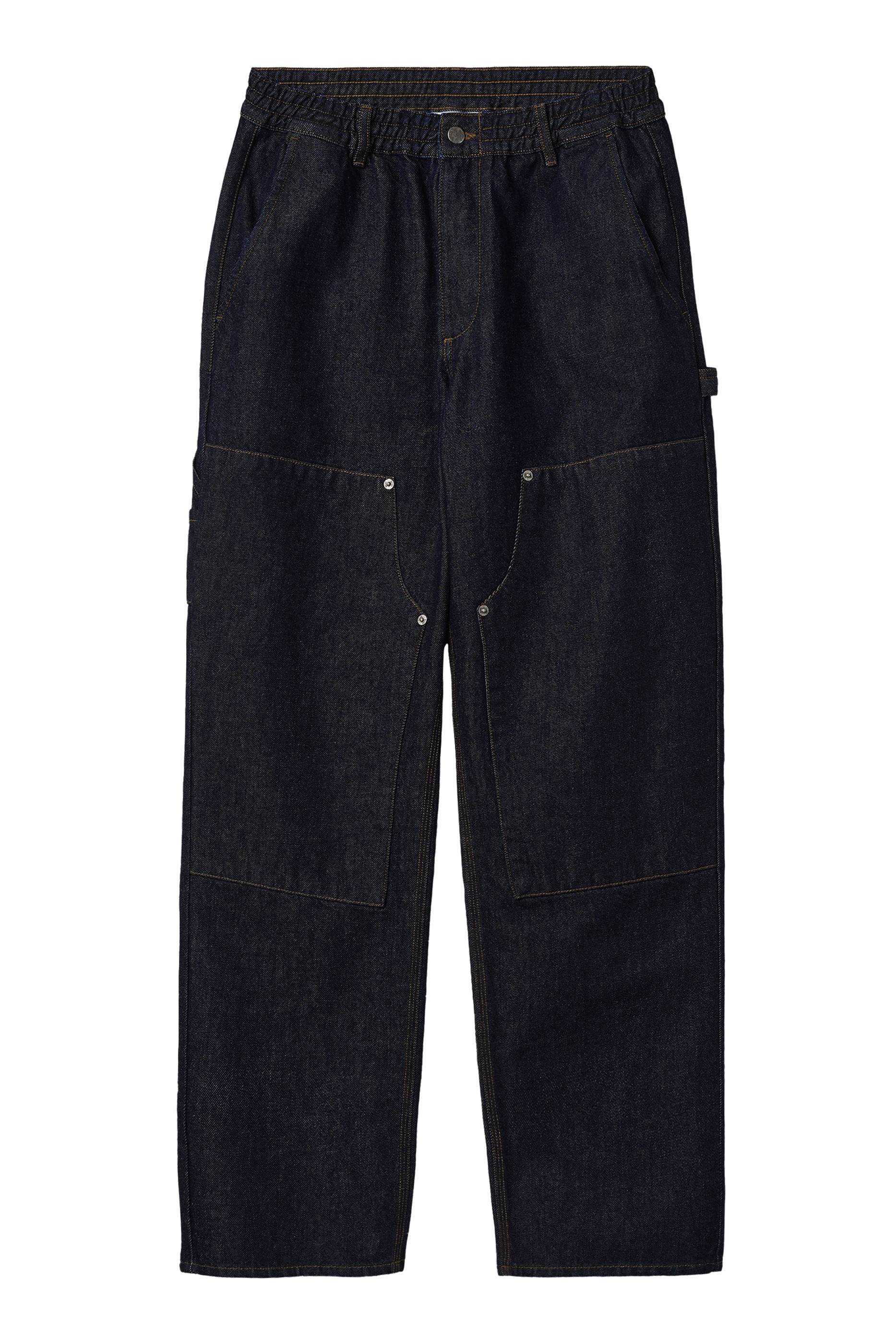 بنطال كلاي بطبقة إضافية على الركبتين