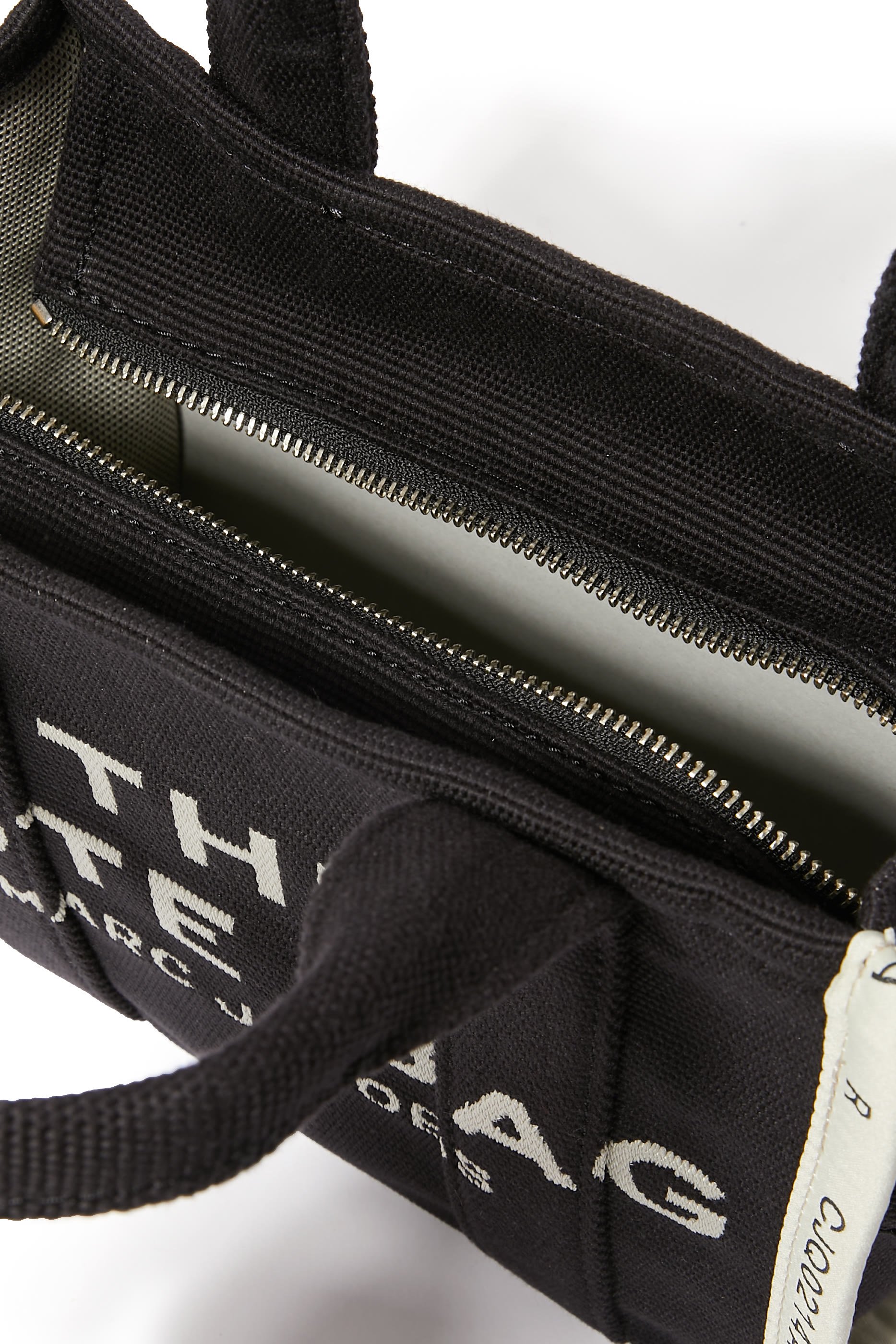 حقيبة يد صغيرة للسفر جاكار