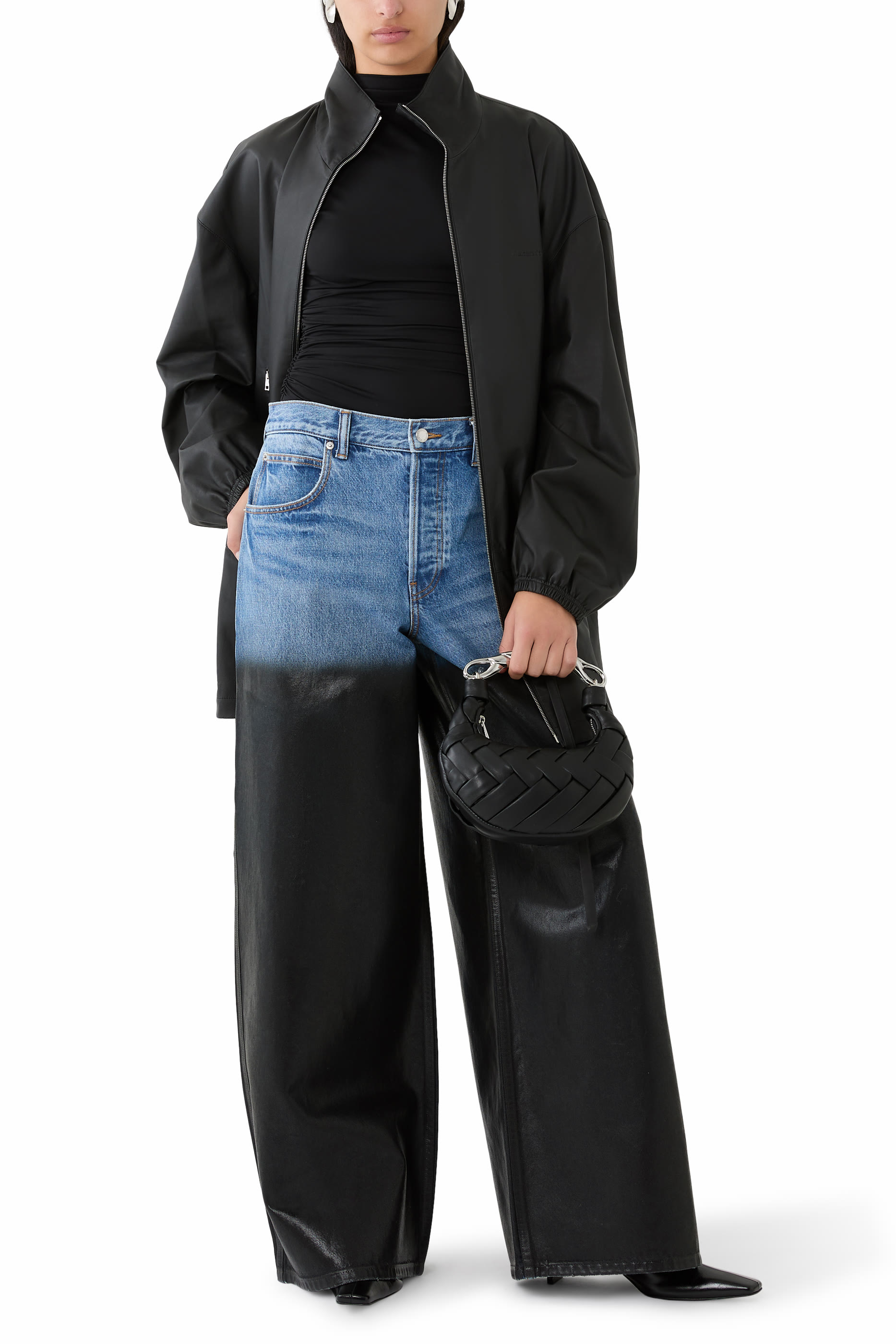 بدلة سكوبا خفيفة الوزن بياقة عالية