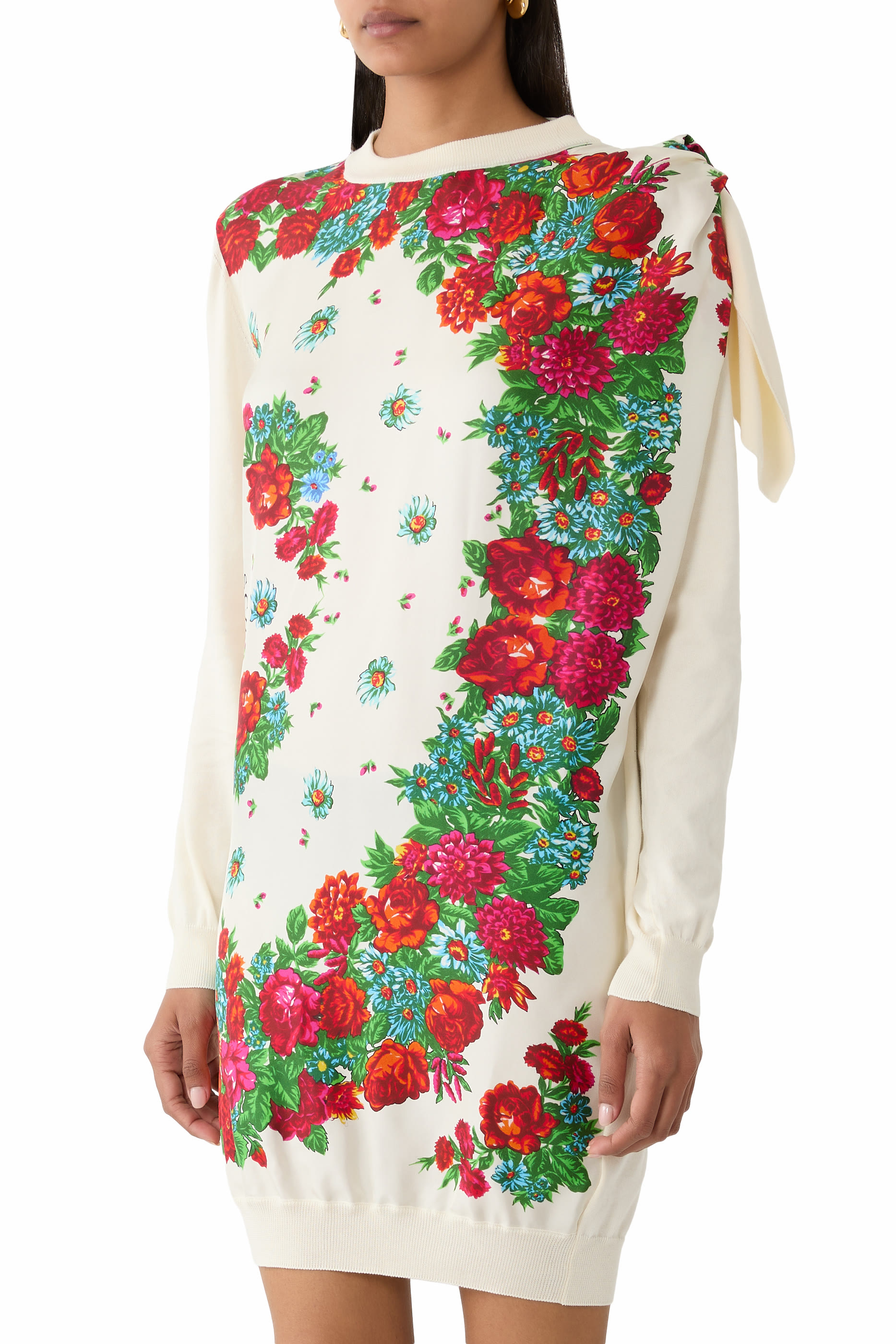 فستان قصير بطبعات