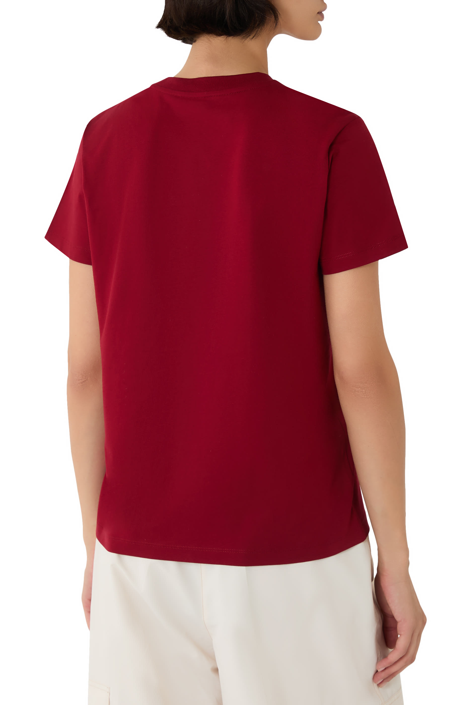 تيشيرت مطرز بشعار الماركة