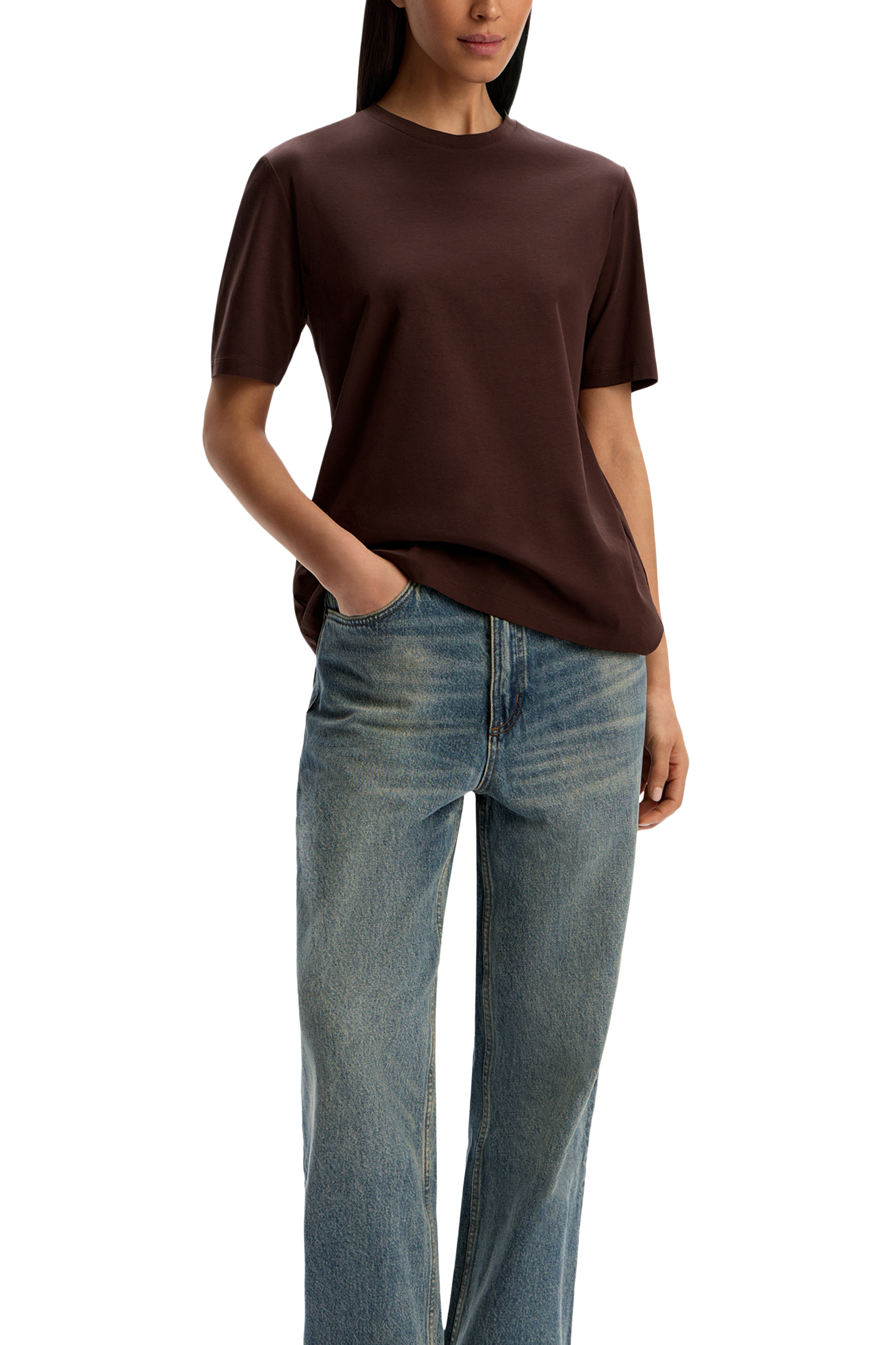 تيشيرت بقصة ضيقة