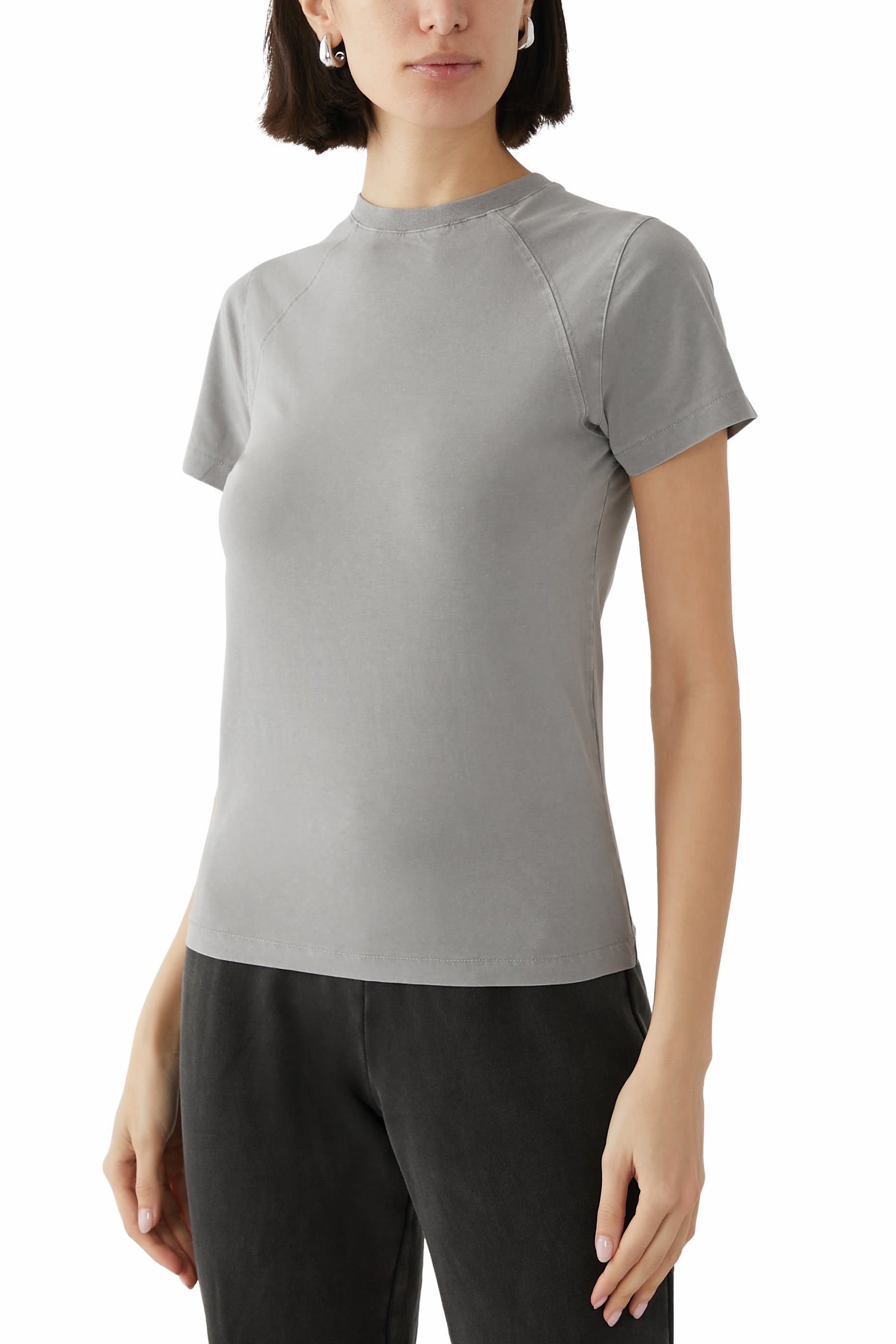 تيشيرت بقصة قصيرة