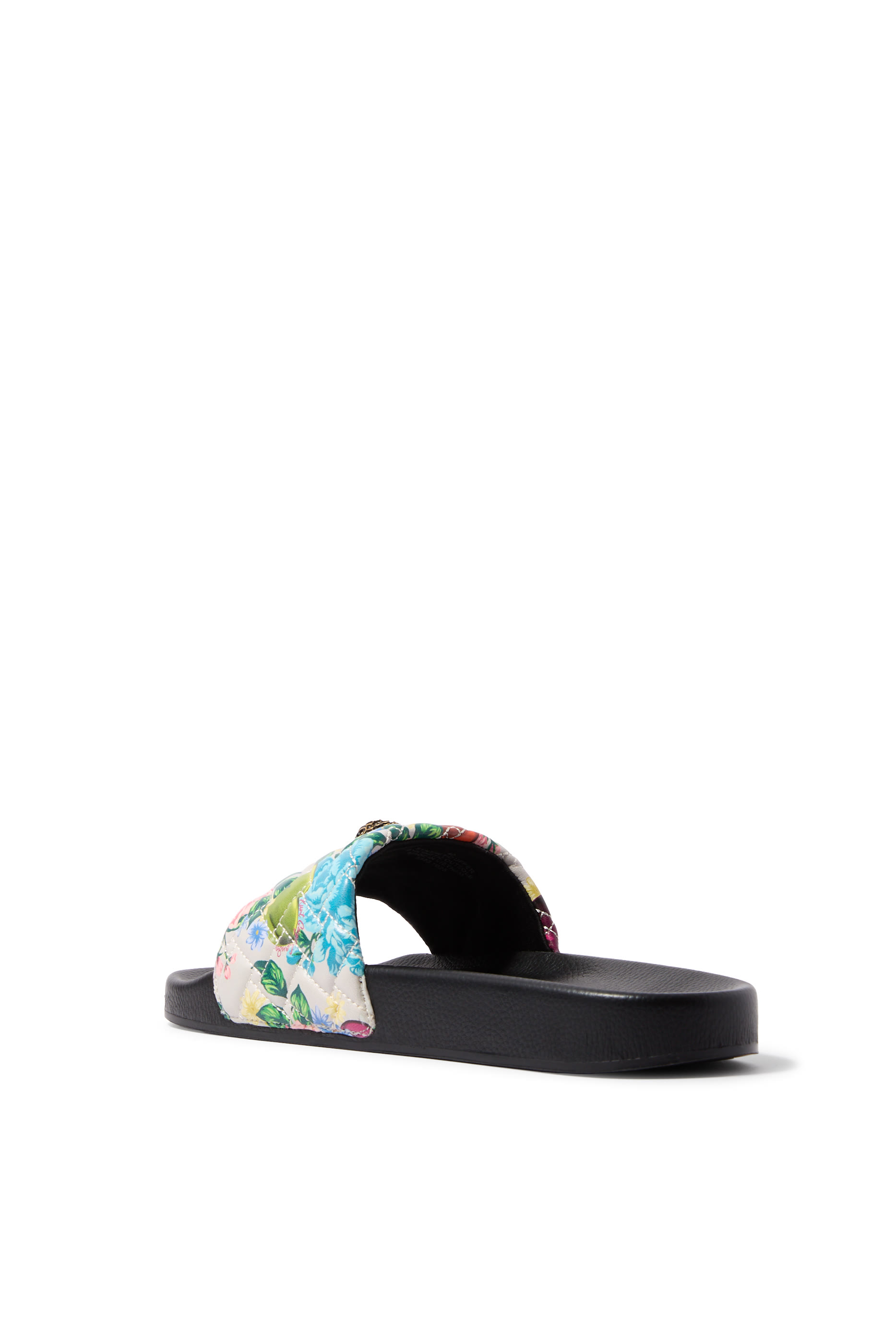 حذاء خفيف مينا مزين بشعار الماركة