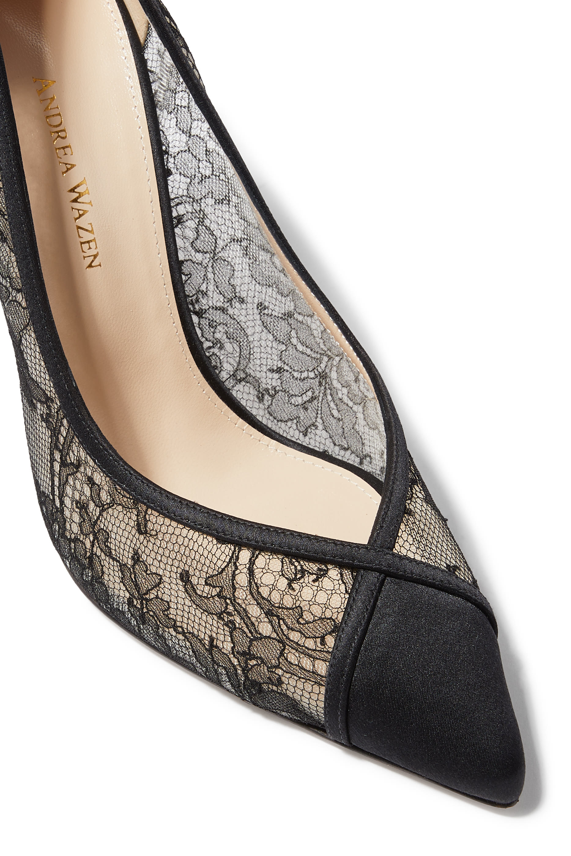 حذاء كلاسيك نورا 105 دانتيل