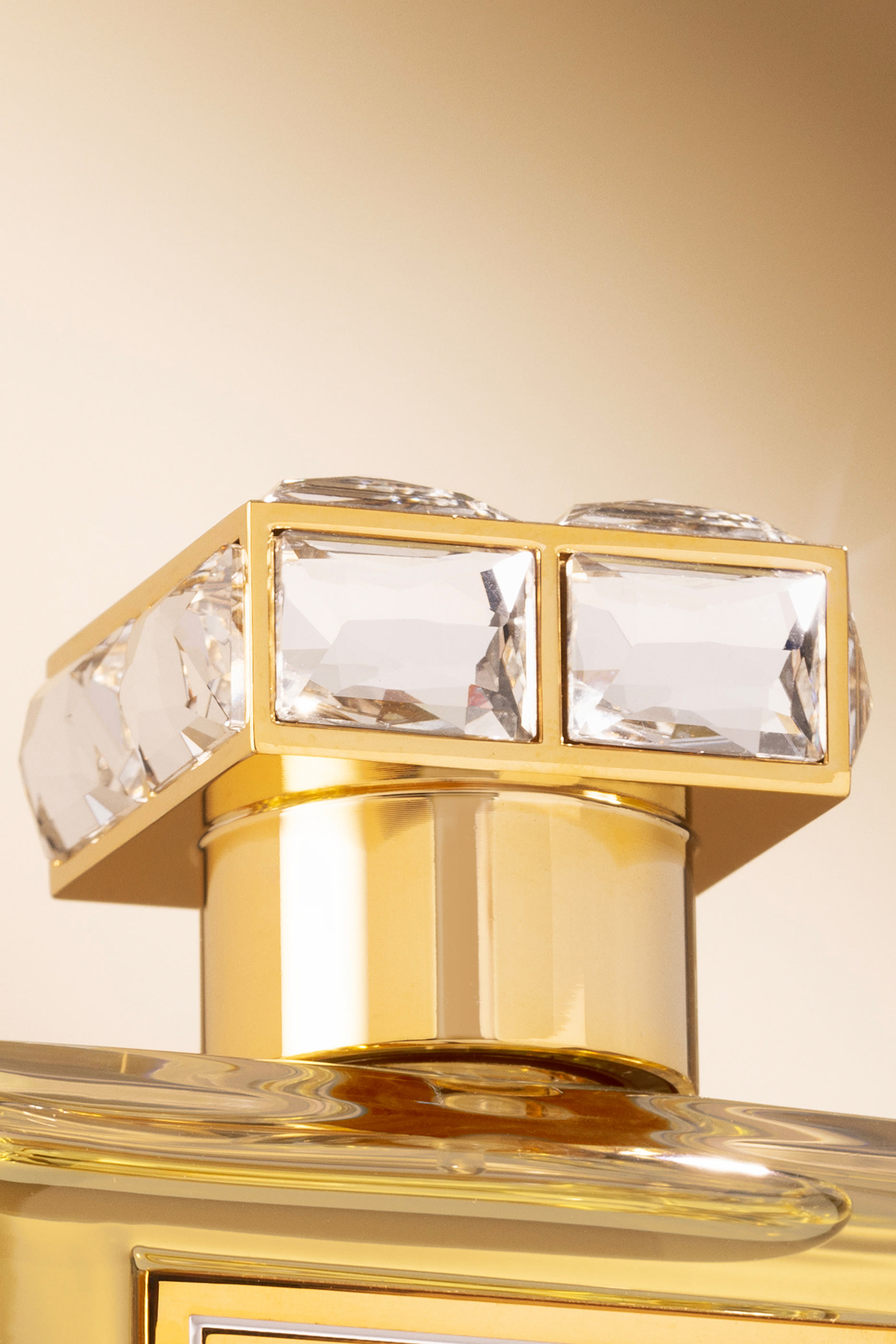 عطر إنجيما للنساء