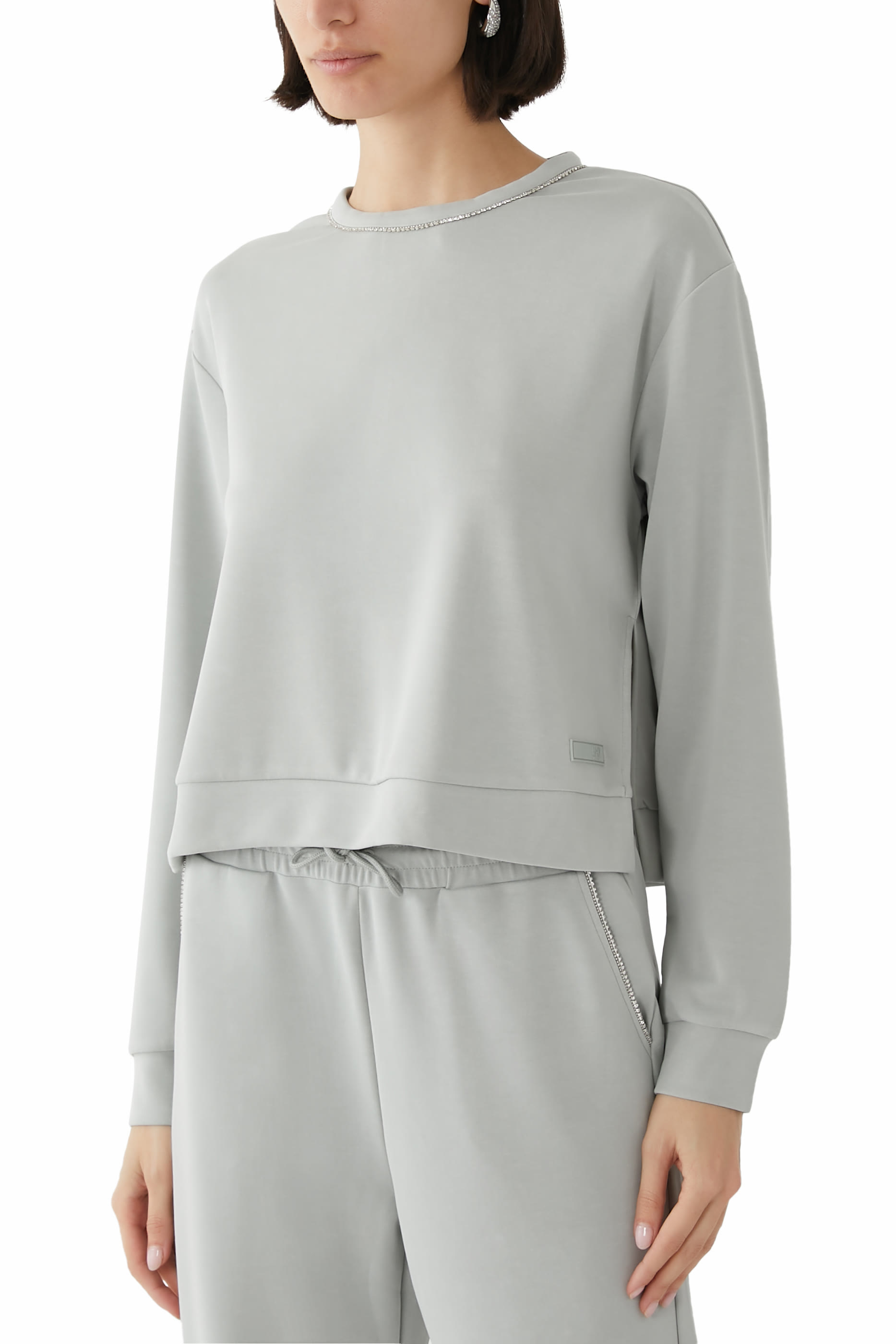 سويت شيرت بريشيز مطرز مزيج مودال جيرسيه