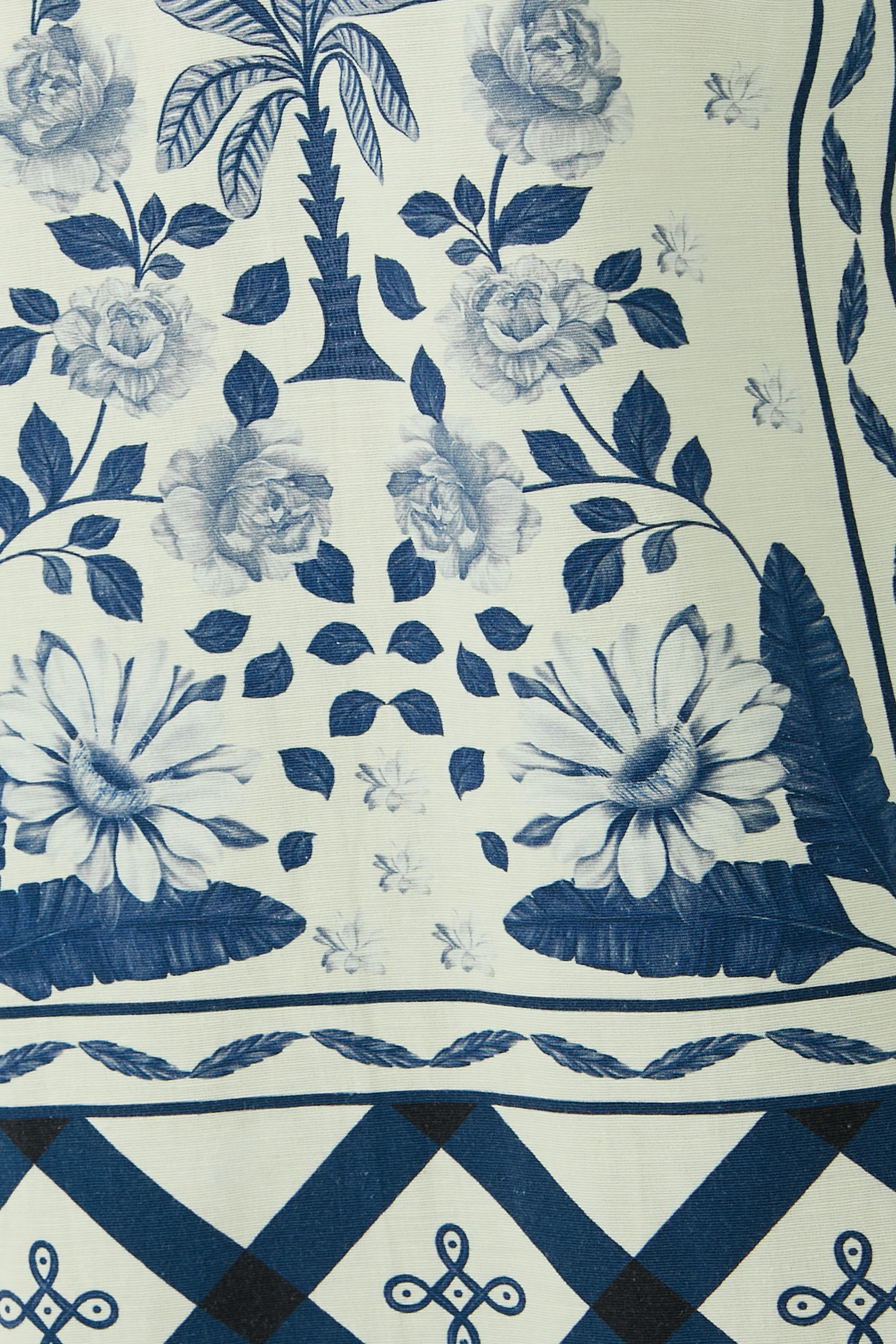 فستان قصير بنمط قفطان