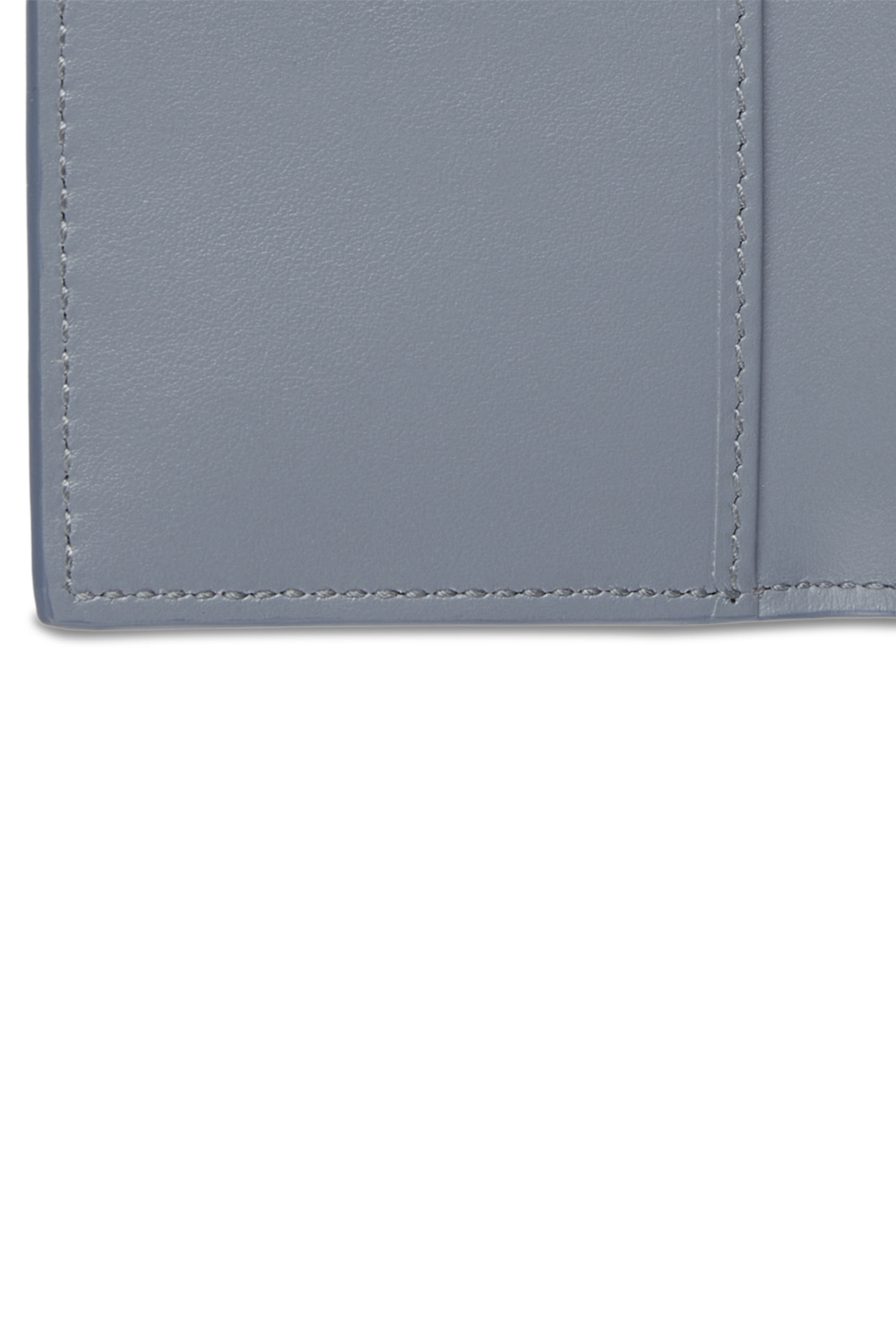 حافظة بطاقات طويلة بشعار الماركة