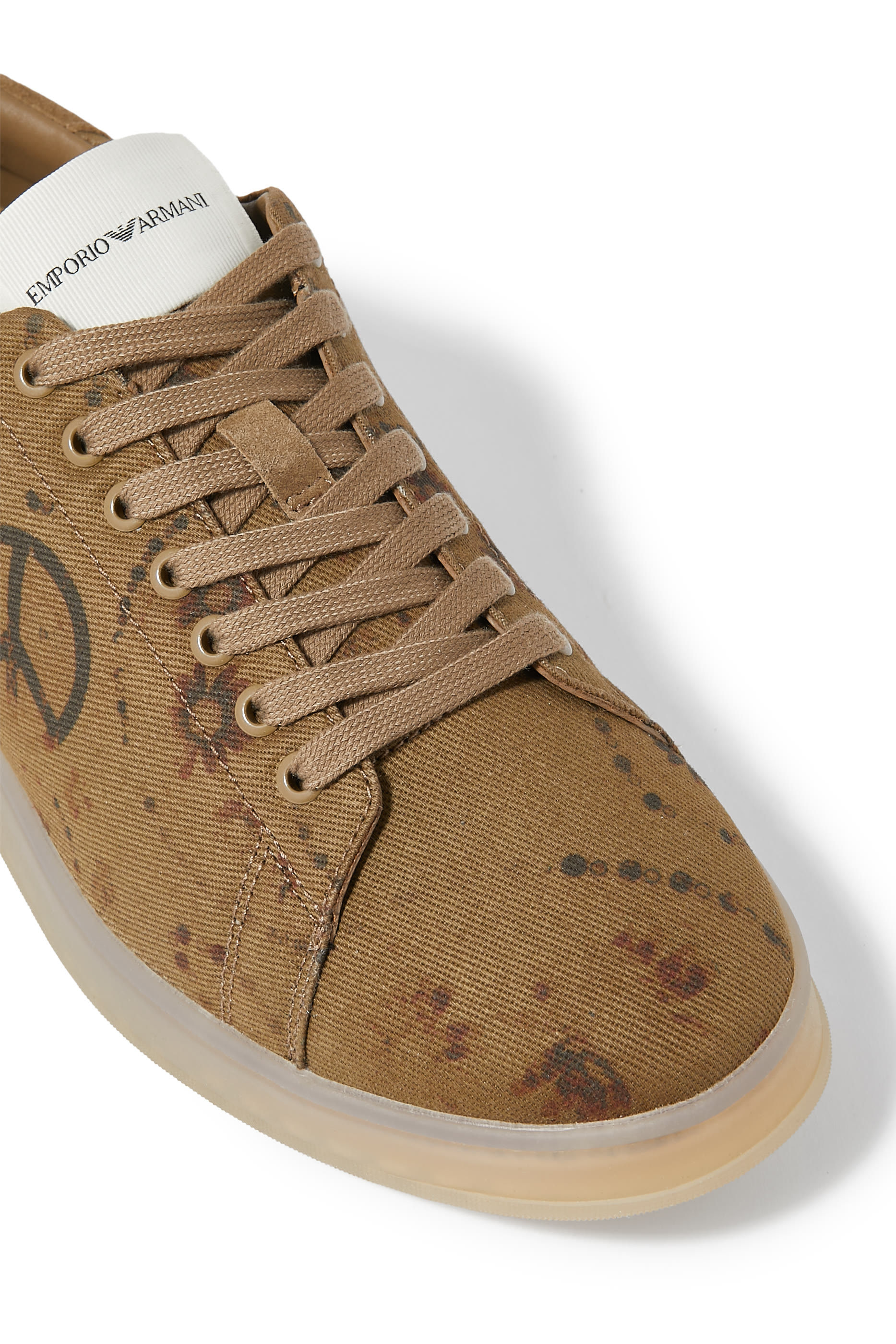 سنيكرز بكاحل منخفض