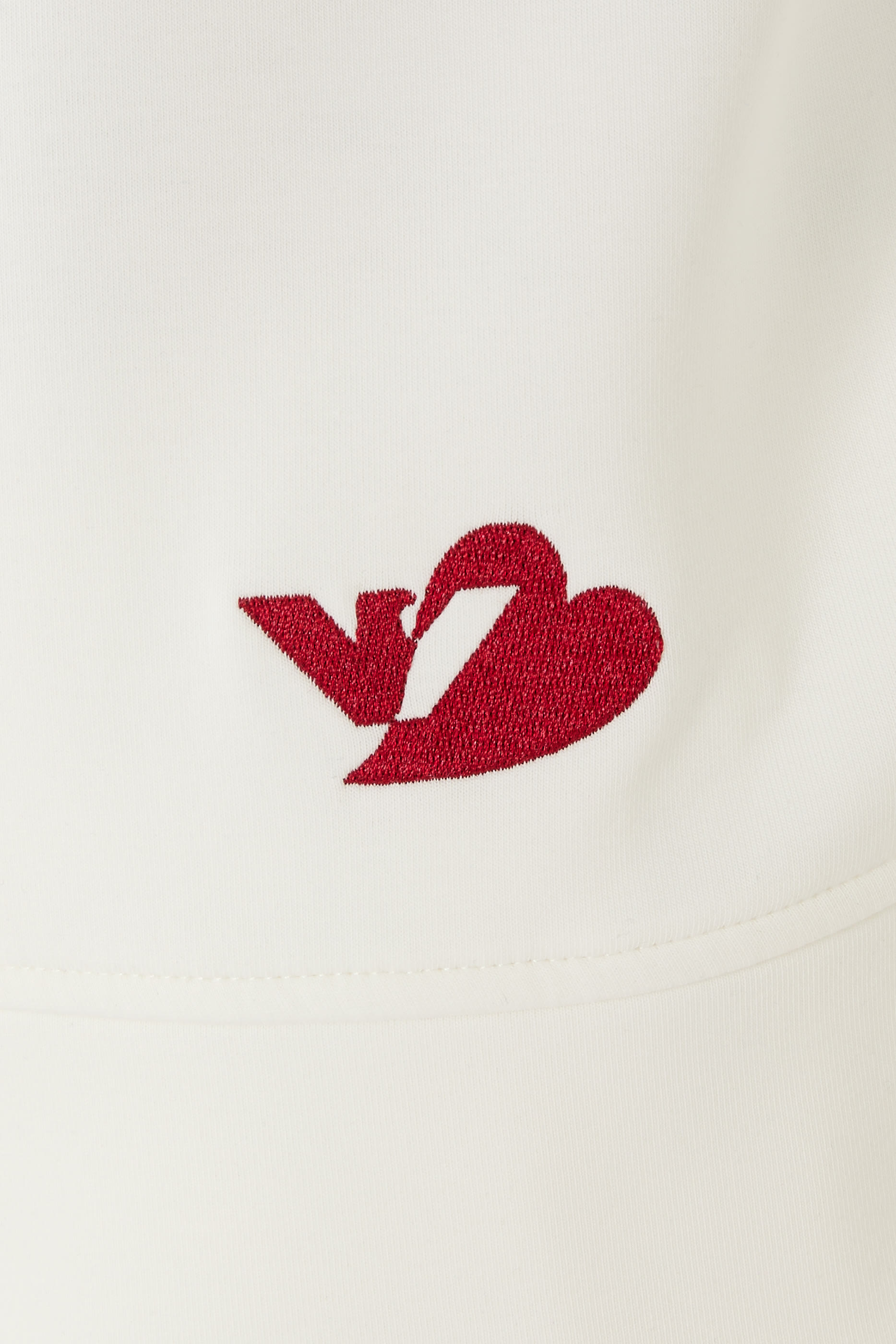 سويت شيرت بشعار النسر وقلب جيرسيه بحياكة مزدوجة