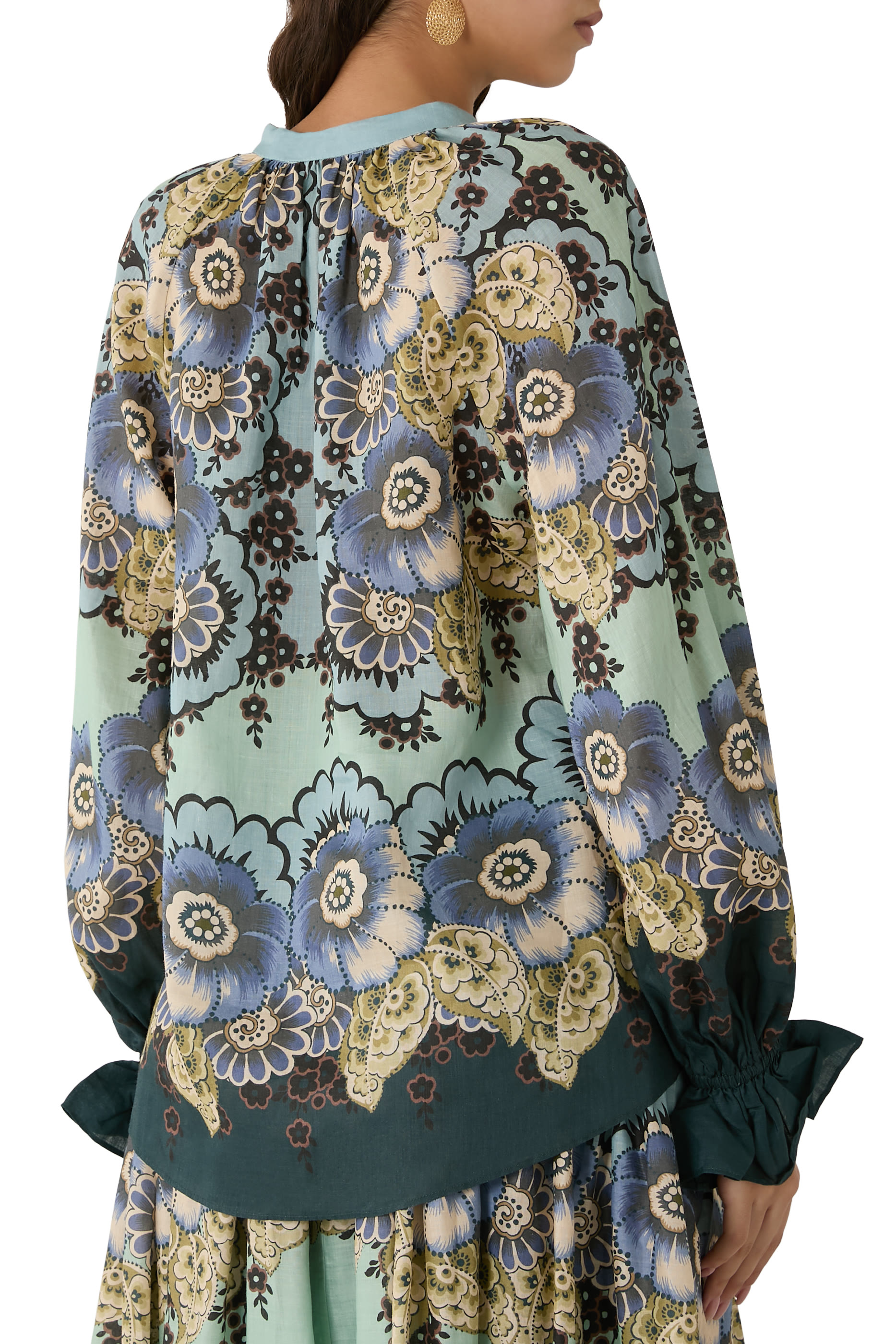 بلوزة مادالينا