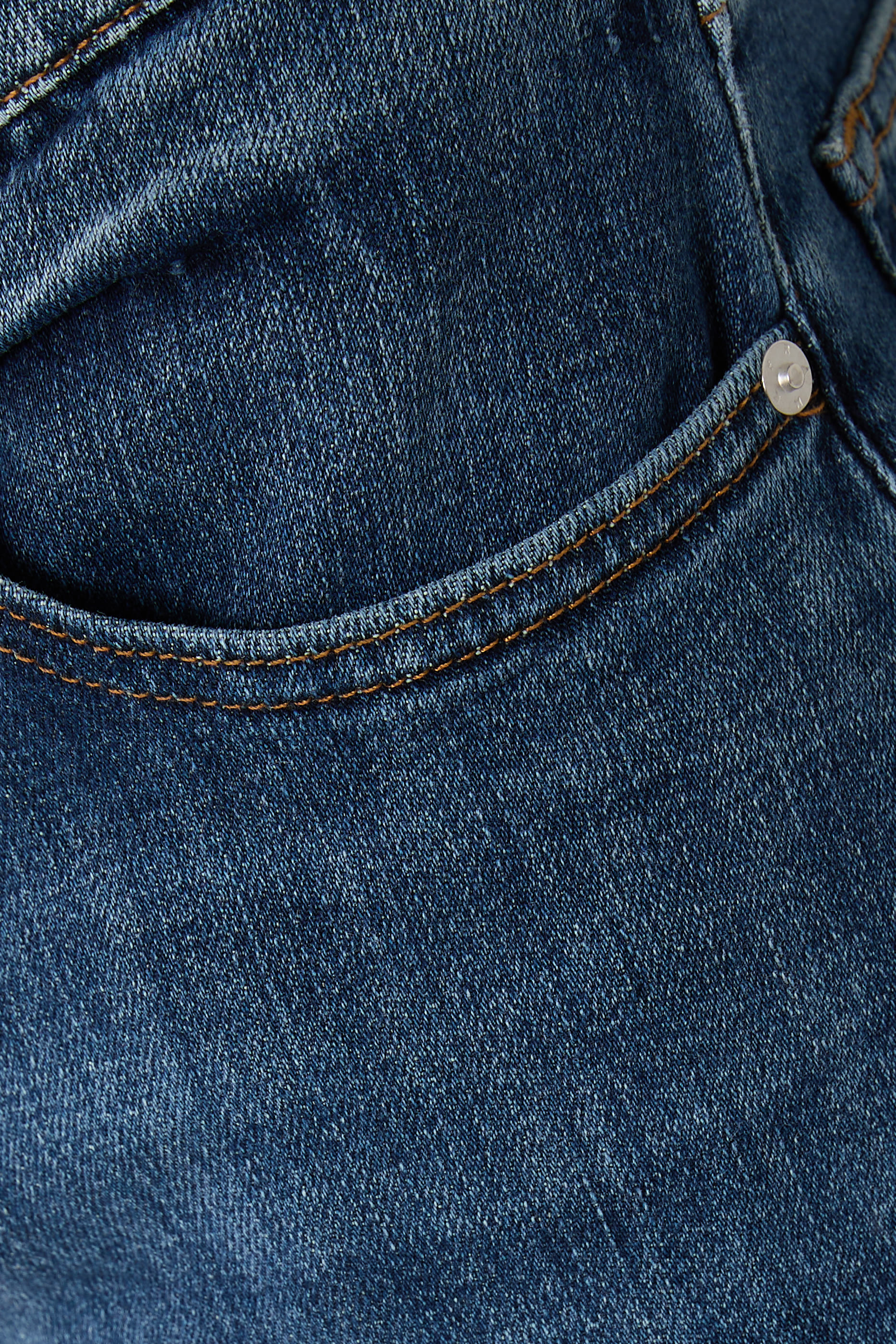 بنطال دنيم بقصة ساق مستقيمة