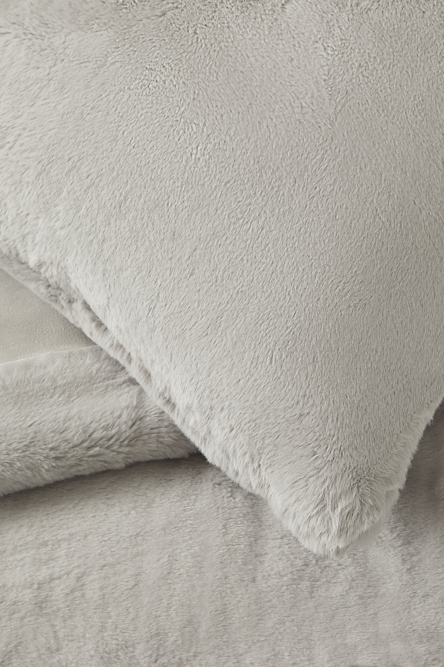 غطاء وسادة فرو صناعي فائق النعومة