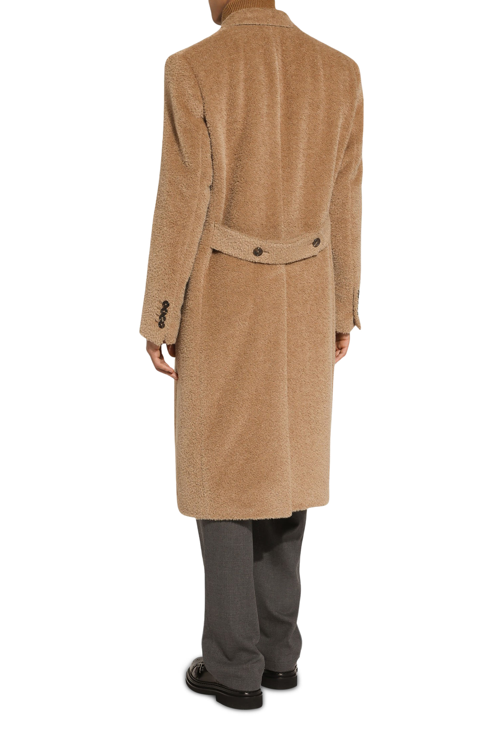 جاكيت بقصة تاورمينا وصف أزرار صوف