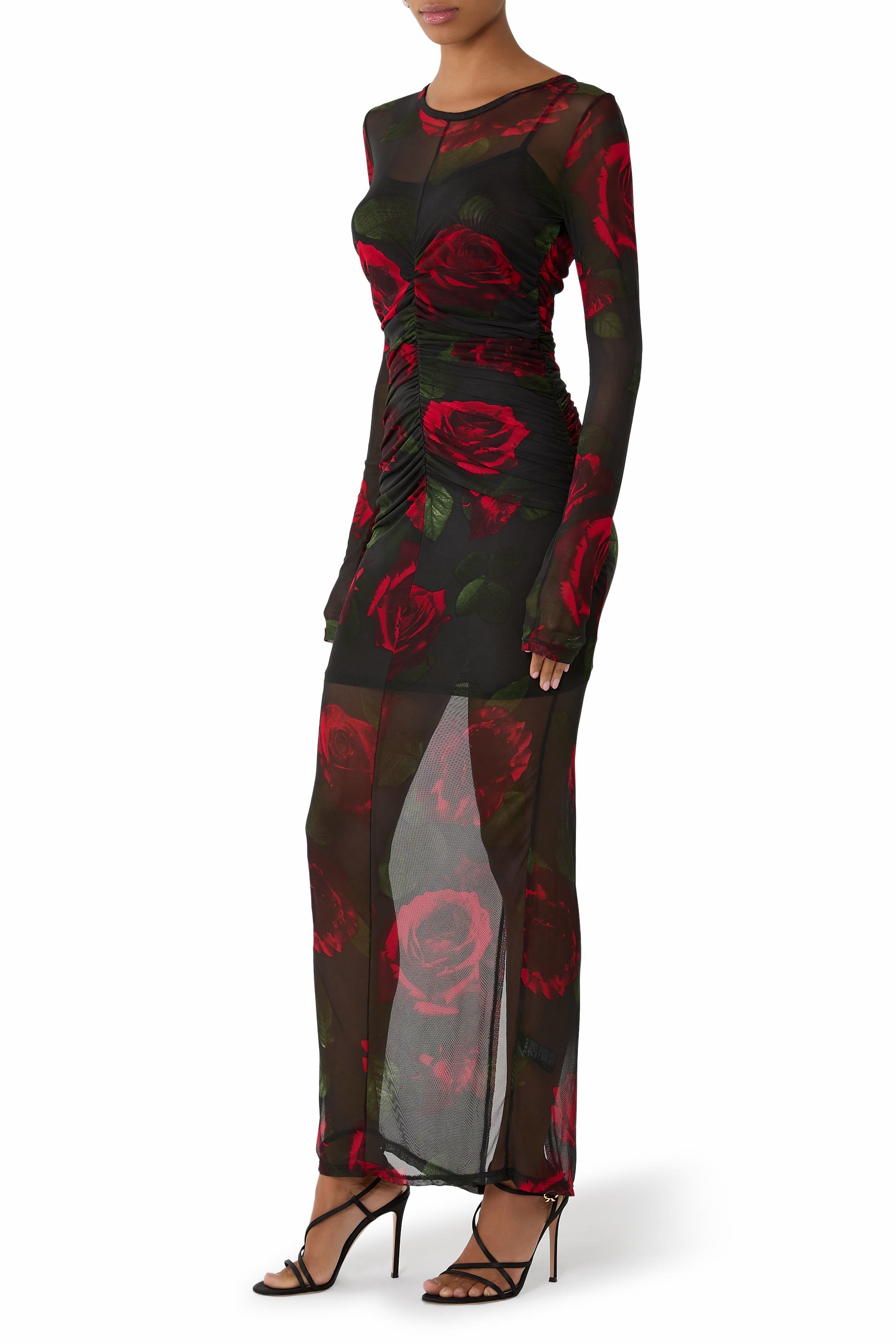 فستان طويل بكشكش قماش شبكي