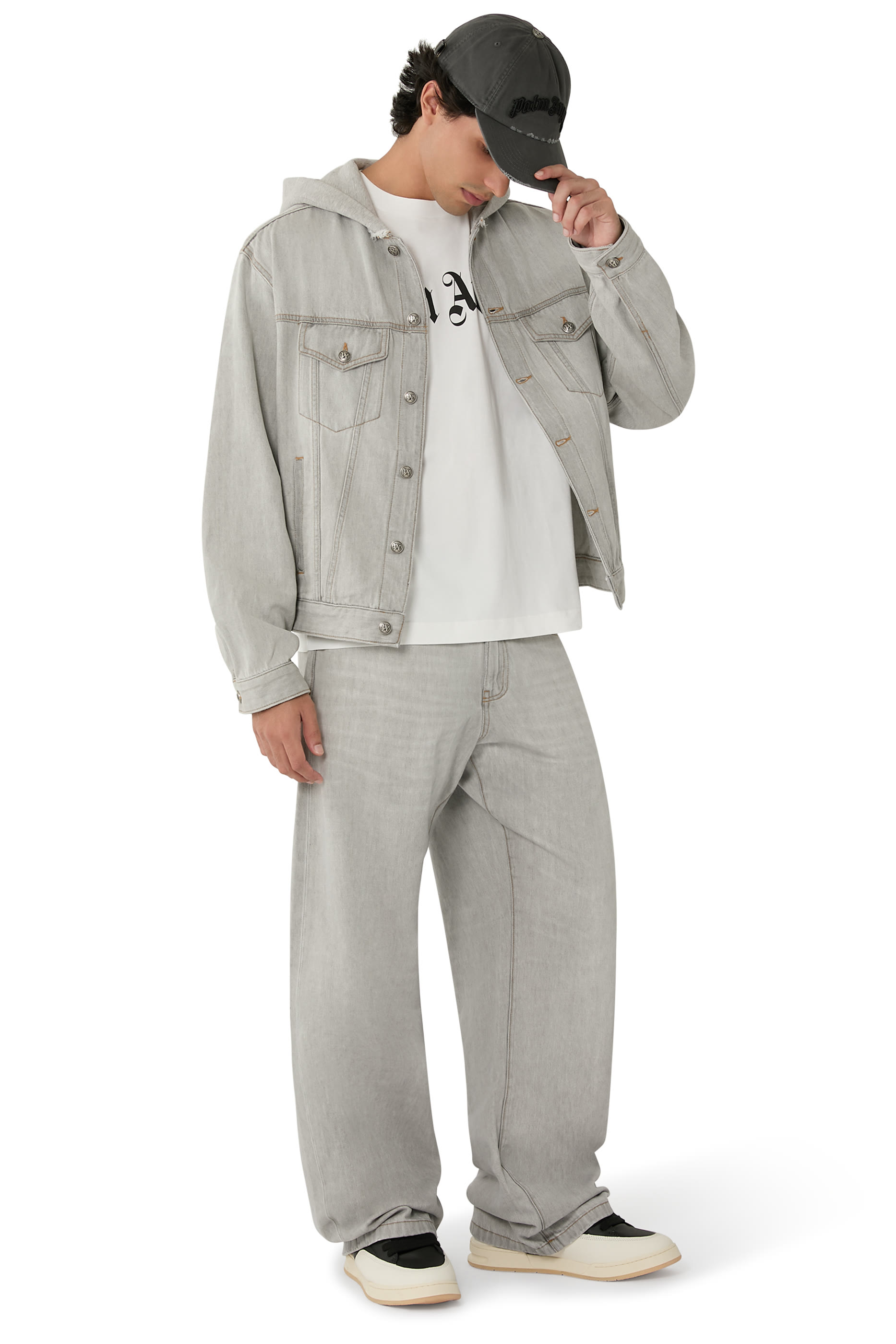 بنطال دنيم بقصة فضفاضة بشعار الماركة بتصميم مقوس