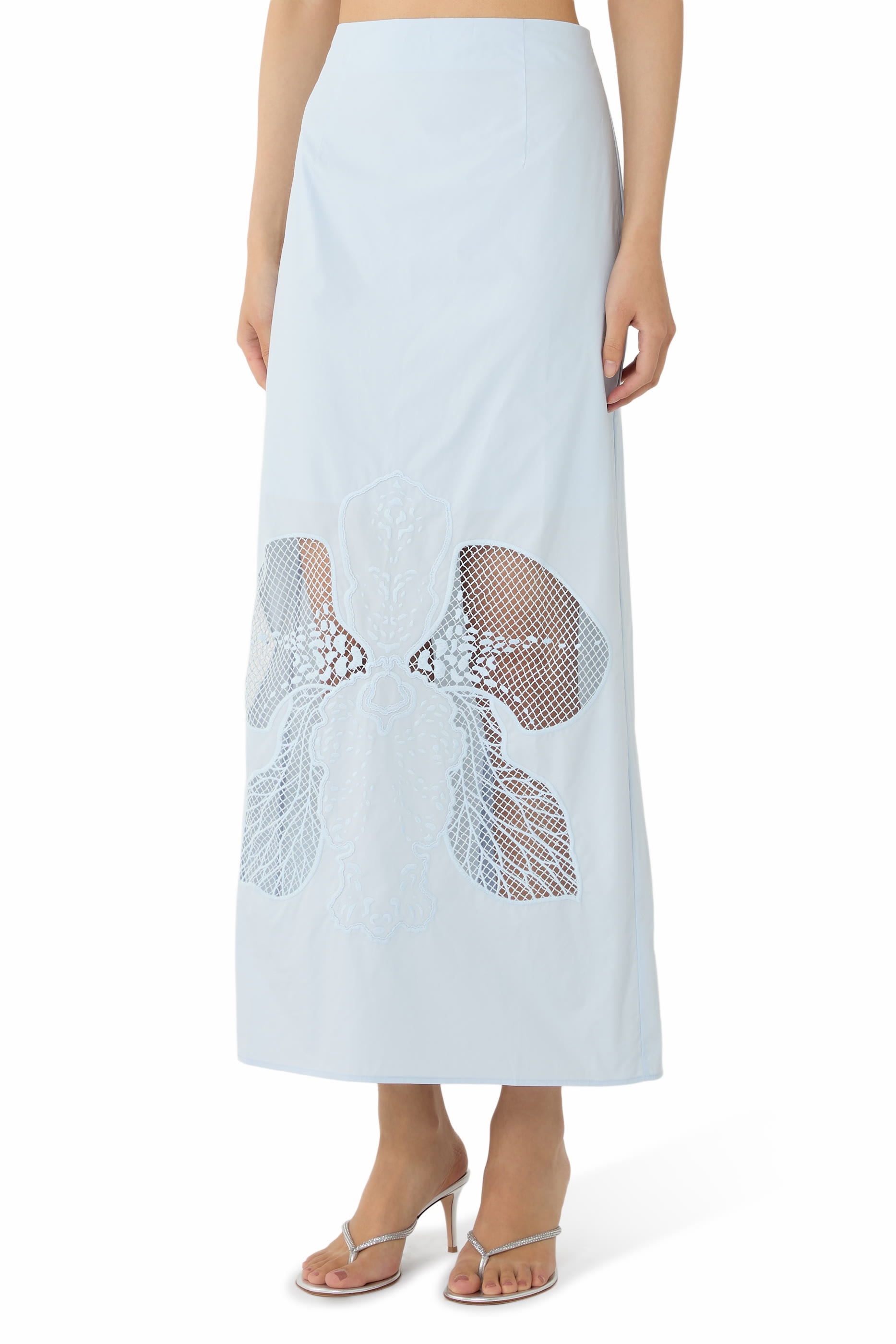 تنورة ليوني