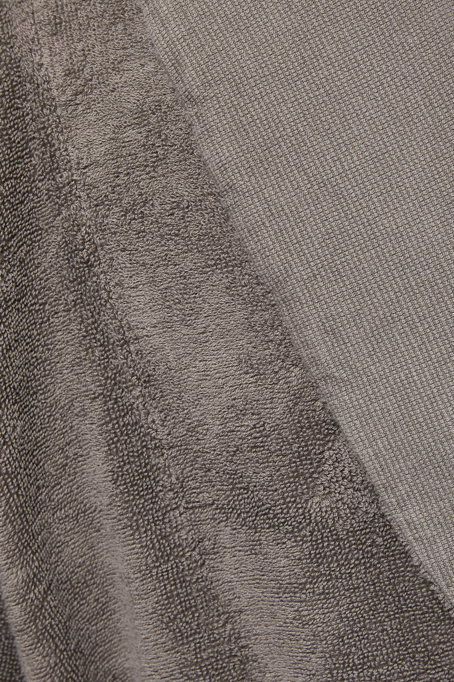 روب أميغو 103