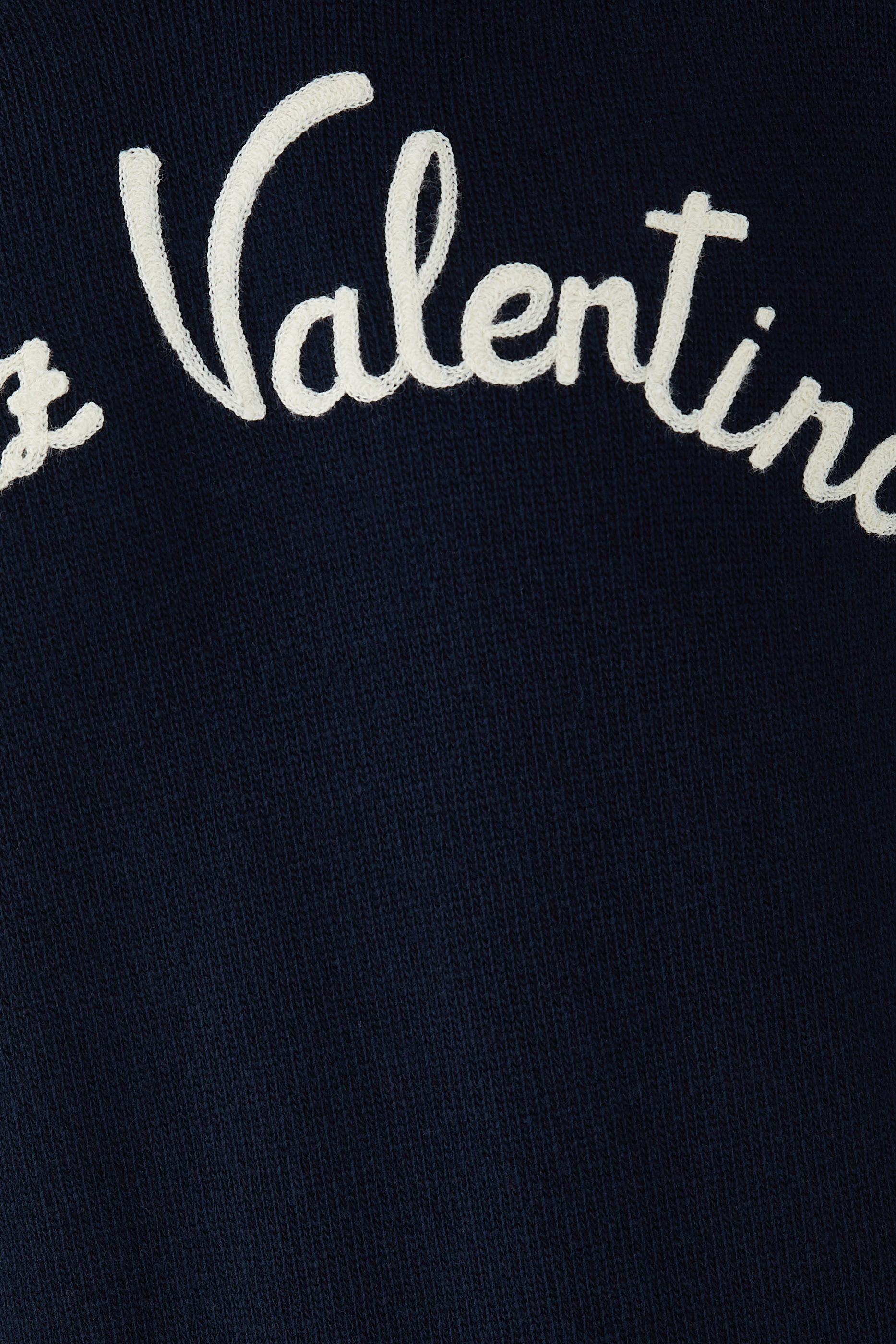 كنزة شي فالنتينو صوف بياقة ضيقة