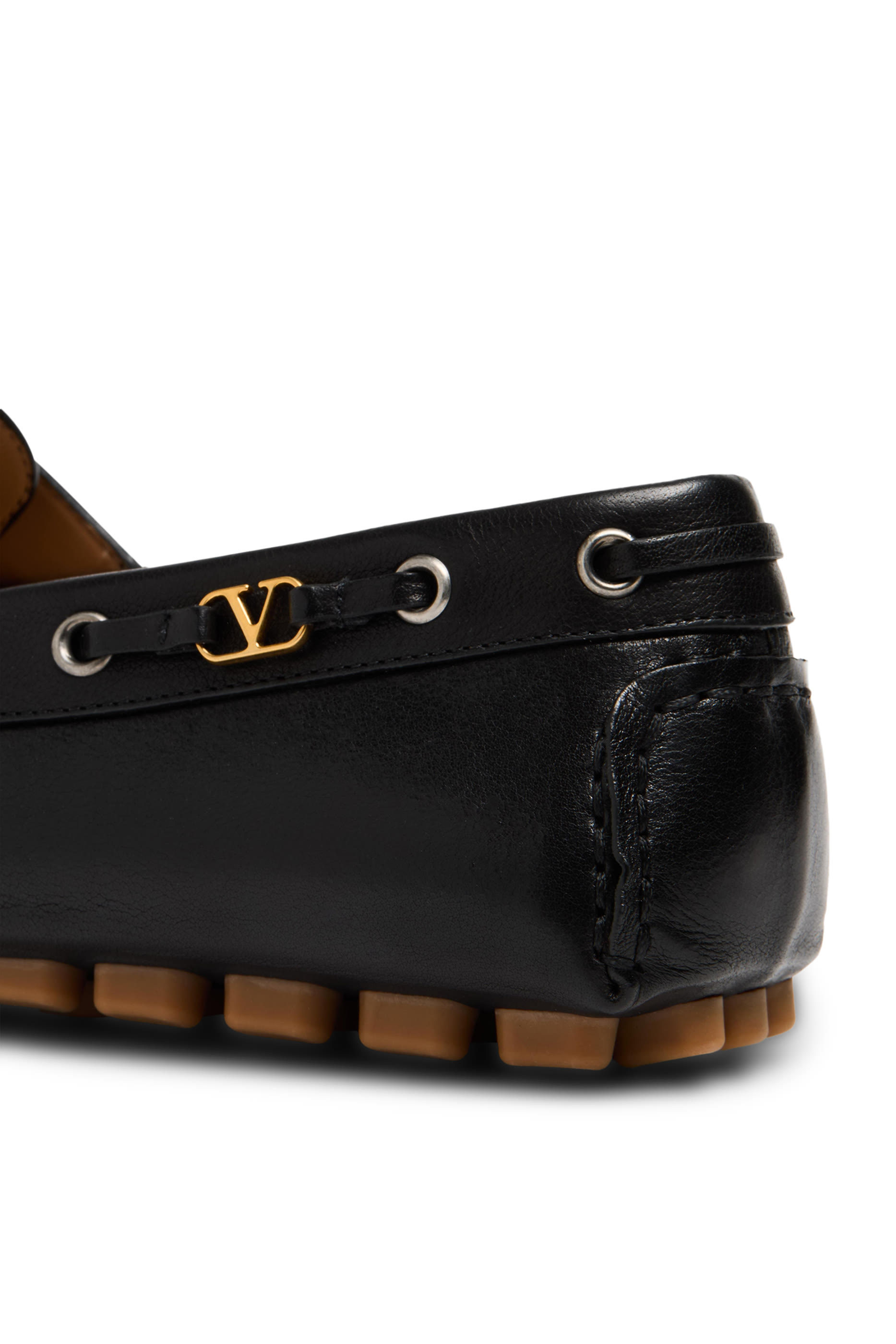 حذاء درايفنج بشعار الماركة جلد عجل