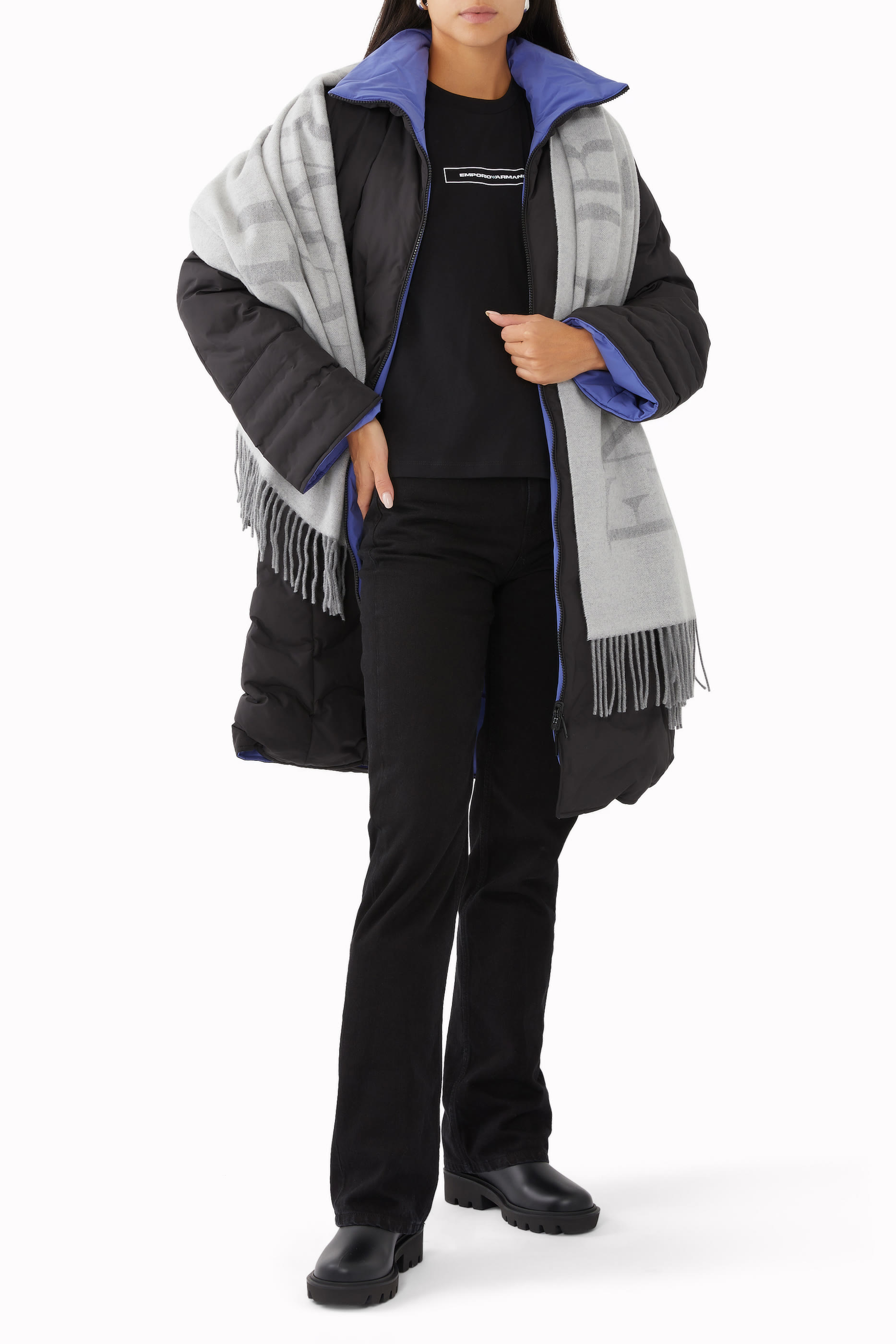 تيشيرت بطبعات شعار الماركة قطن