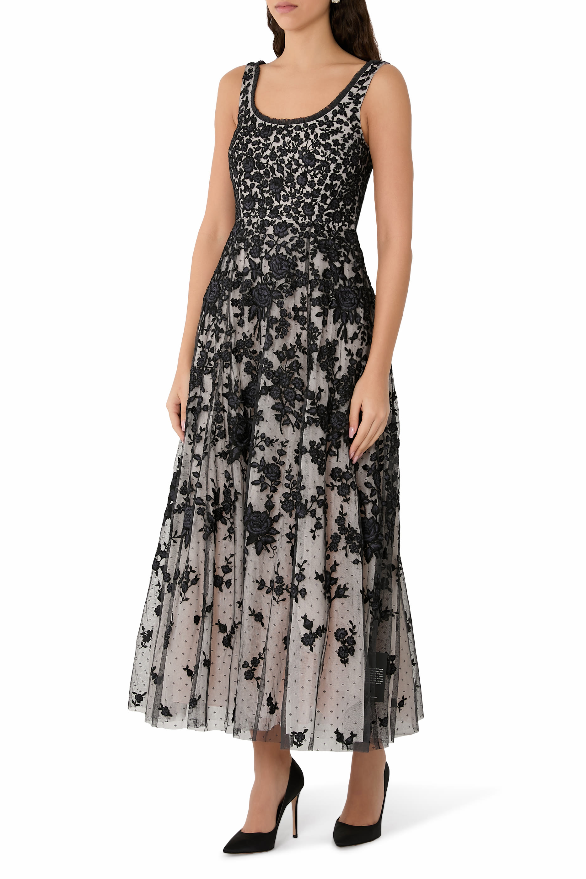 فستان سهرة روزا بطول الكاحل بياقة عميقة