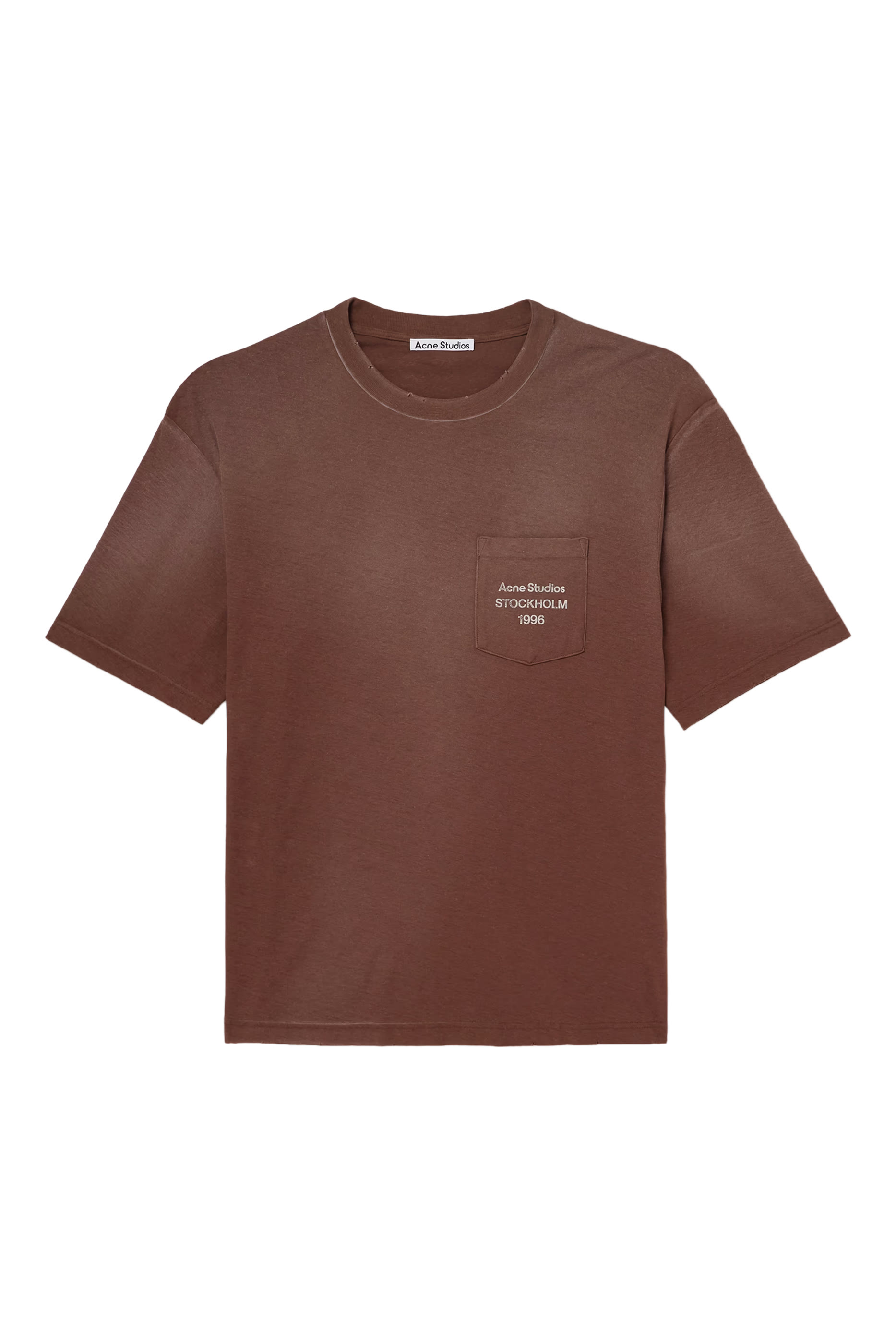 تيشيرت بشعار الماركة