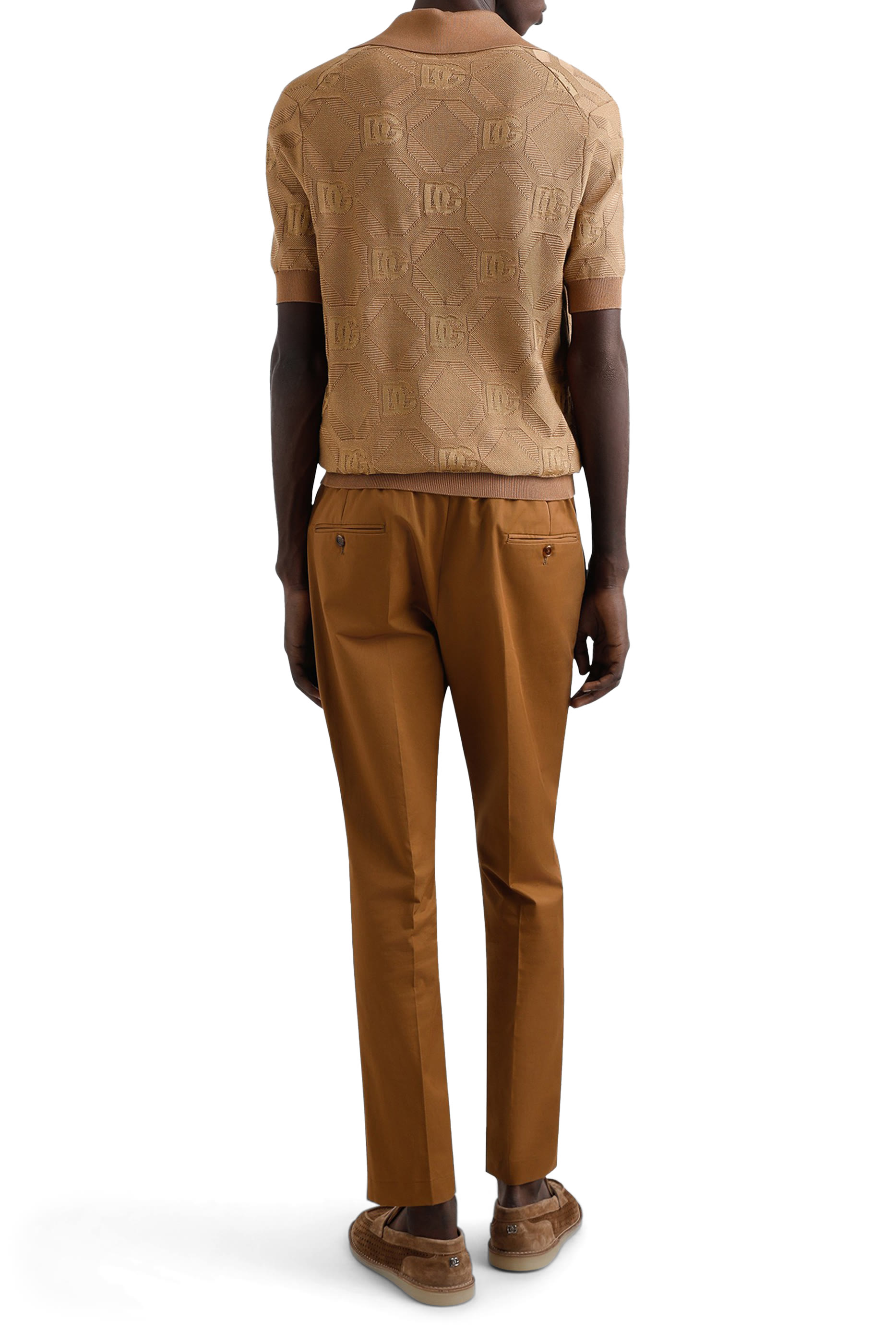 بنطال مزين بشعار الماركة