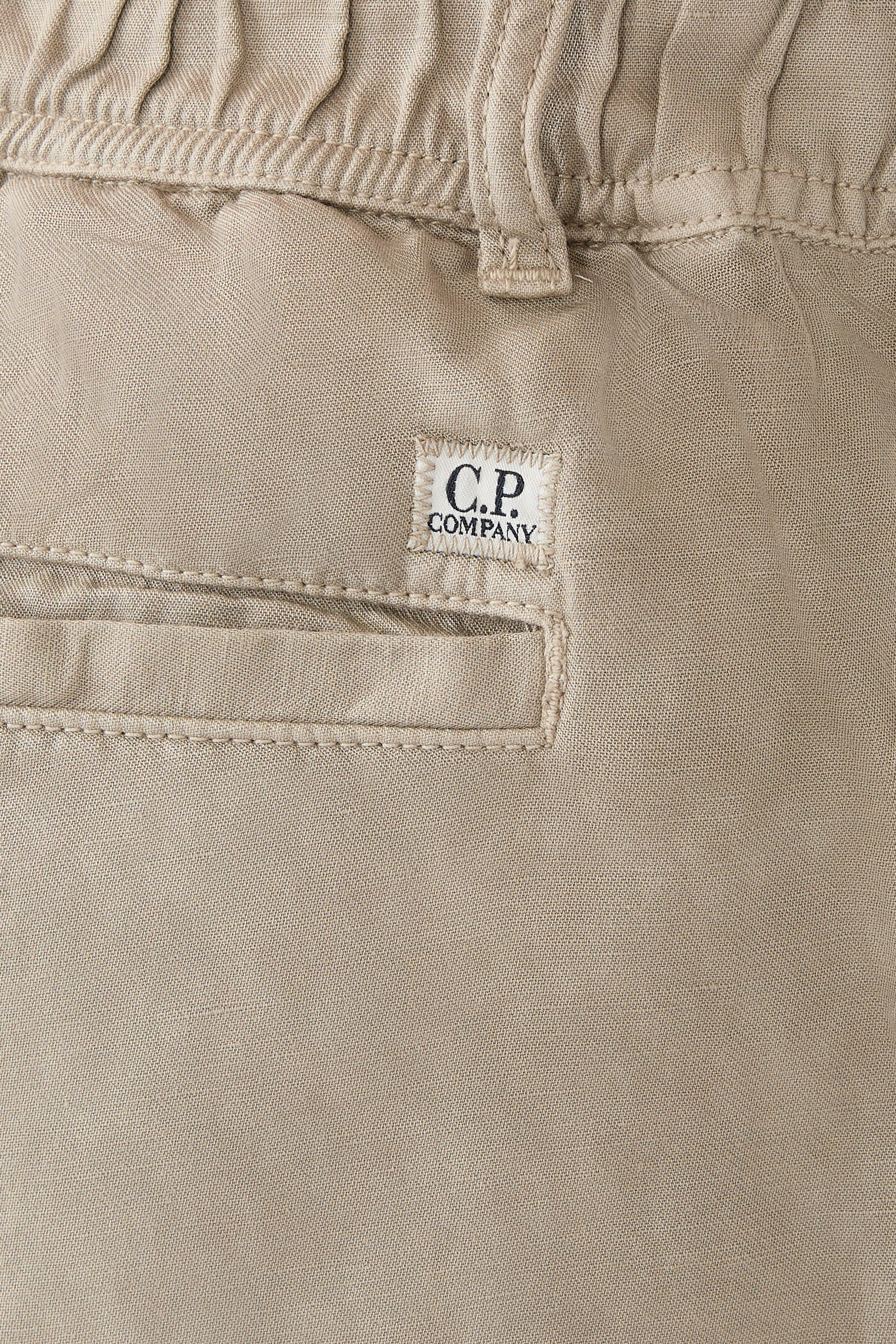 بنطال كارغو