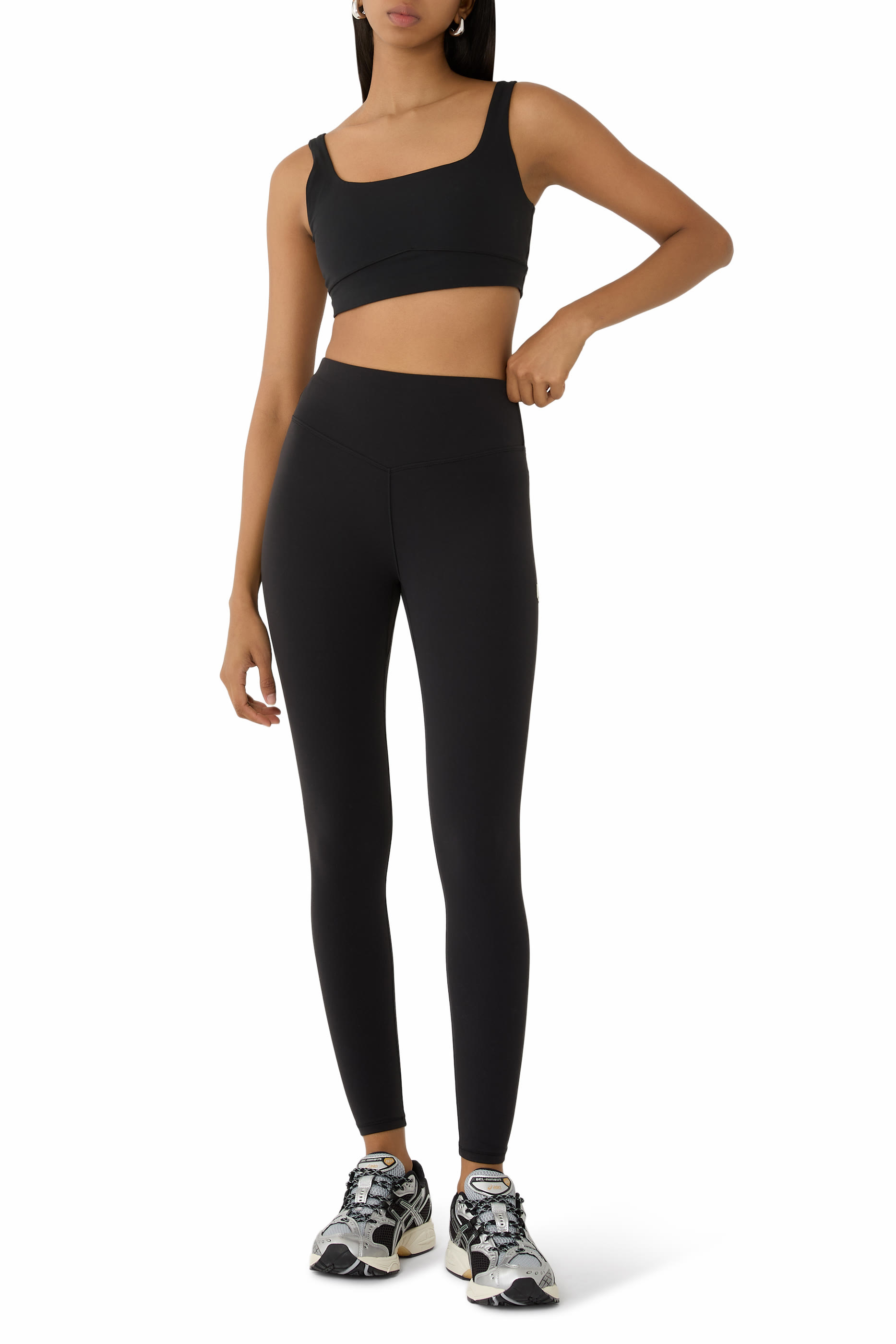 حمالة صدر أول ذا فورم