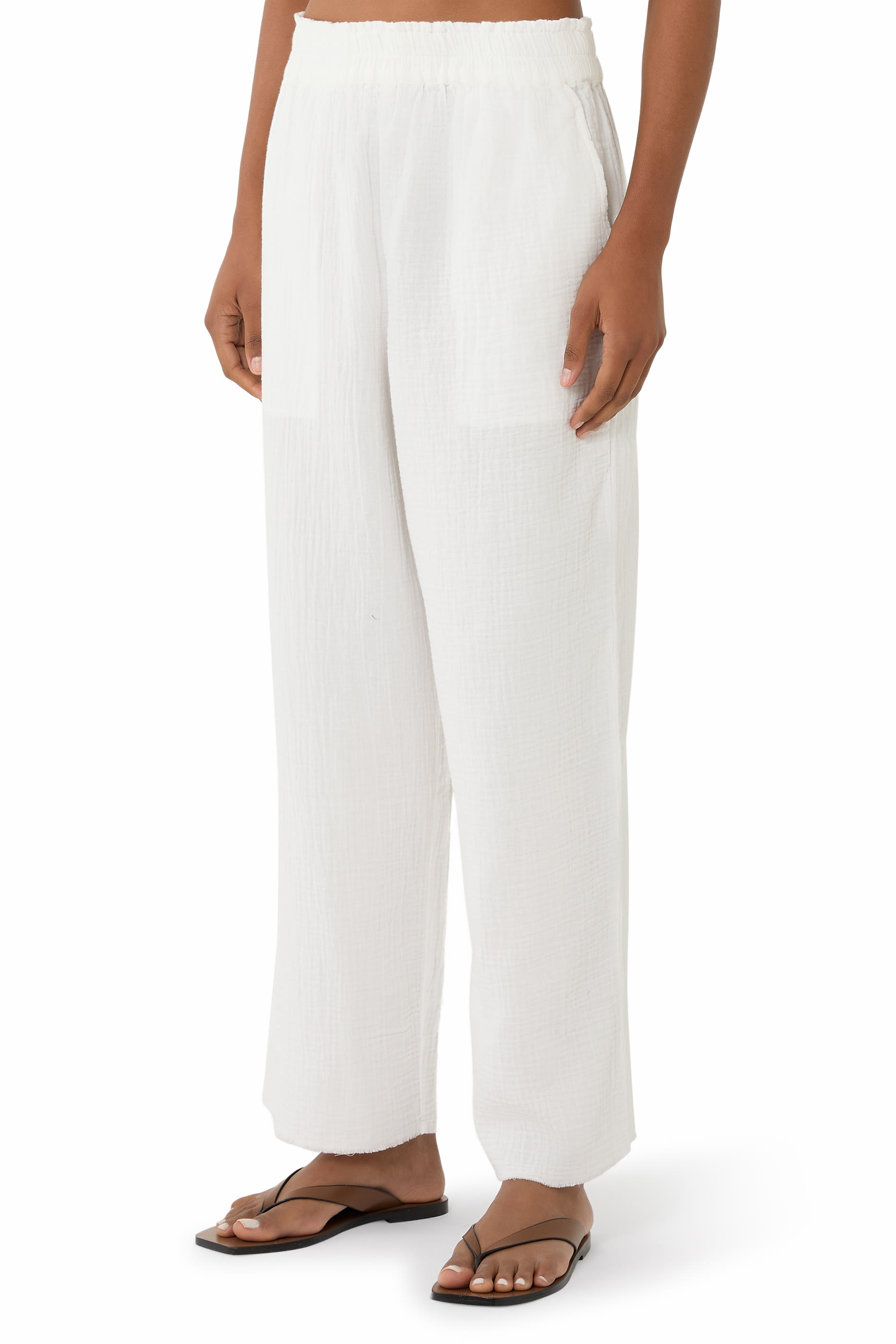 بنطال ليون بقصة قصيرة