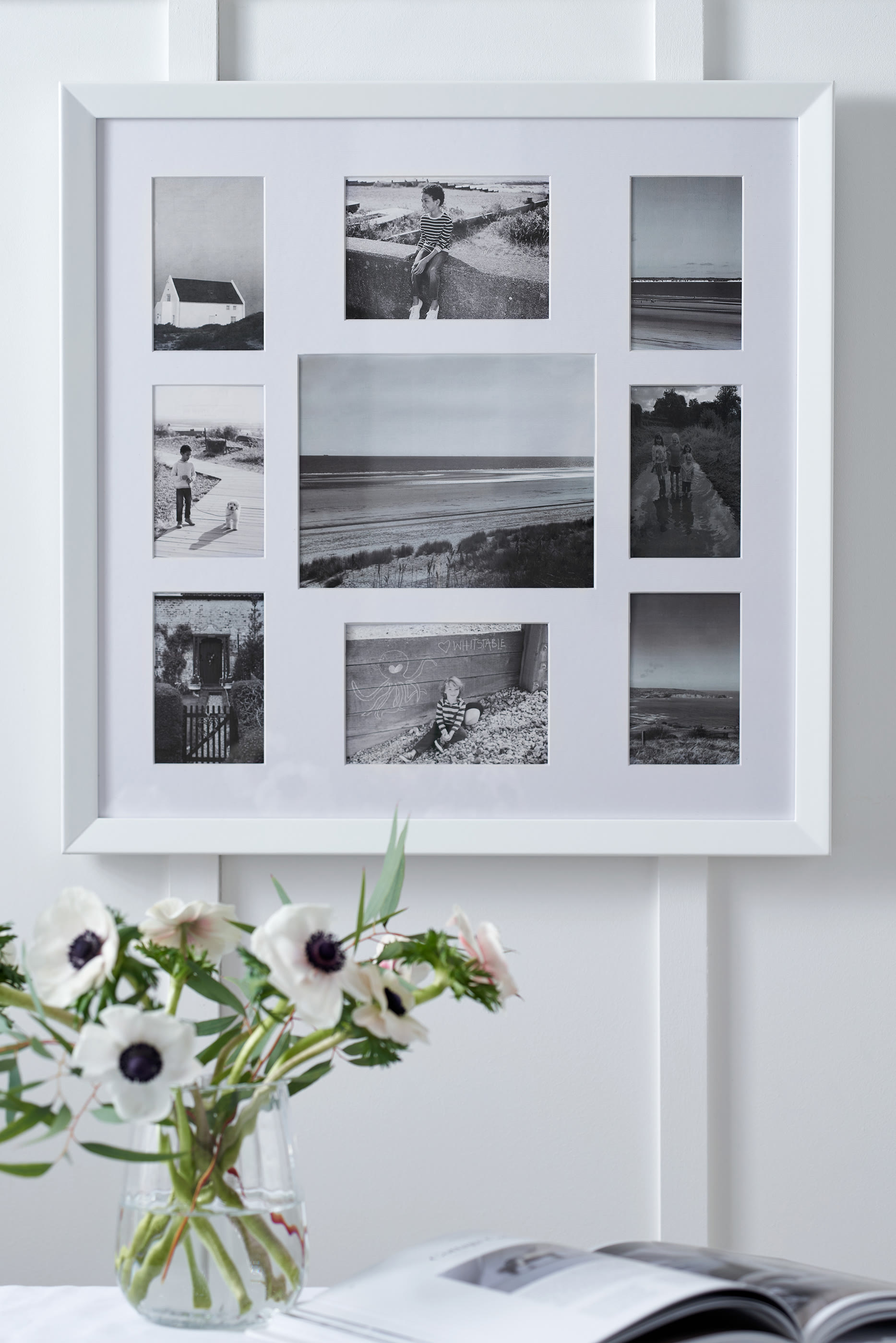 إطار صور خشبي بتسع فتحات