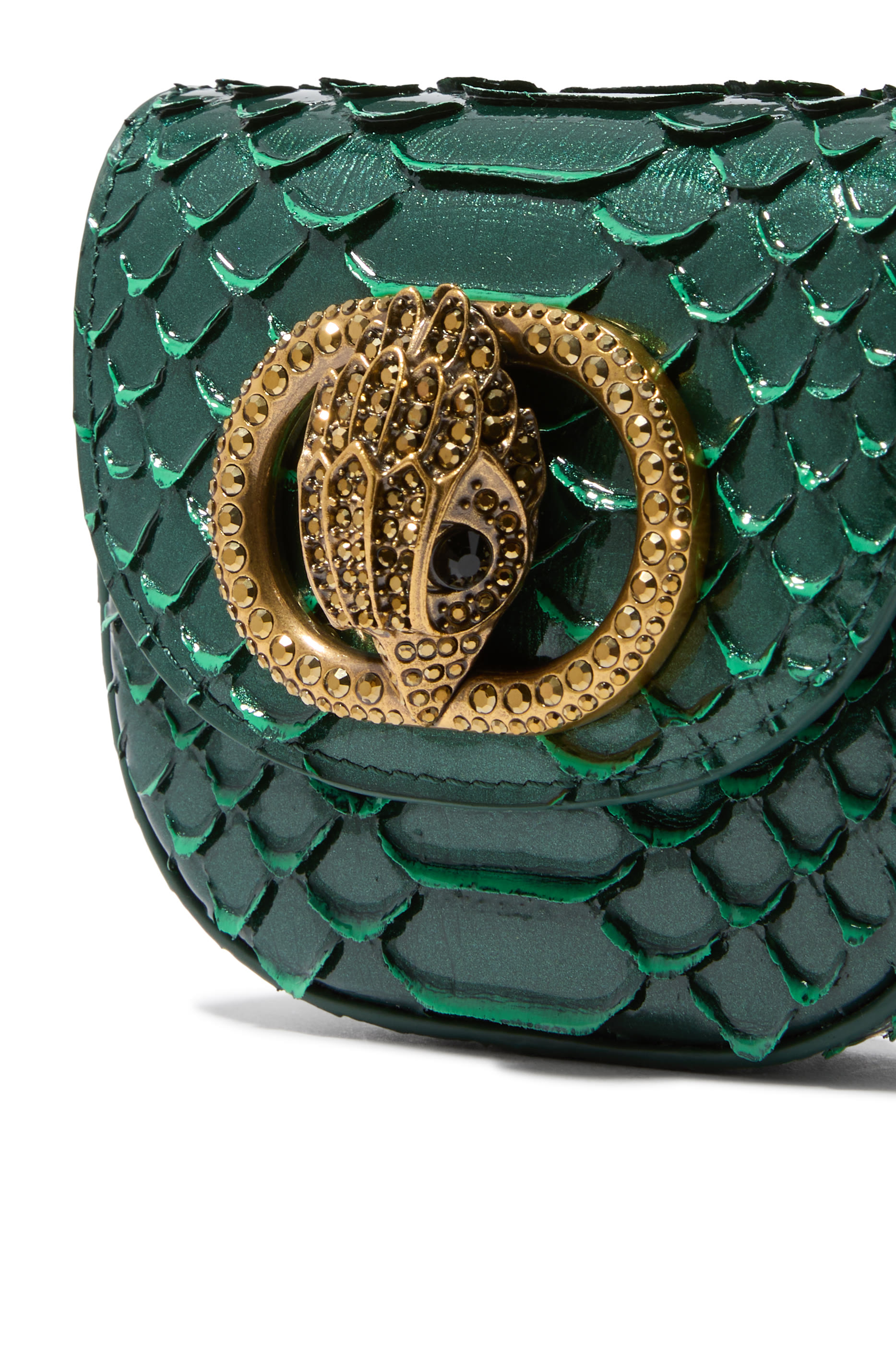 حقيبة كروس بودي تشيلسي صغيرة بحلية شعار الماركة