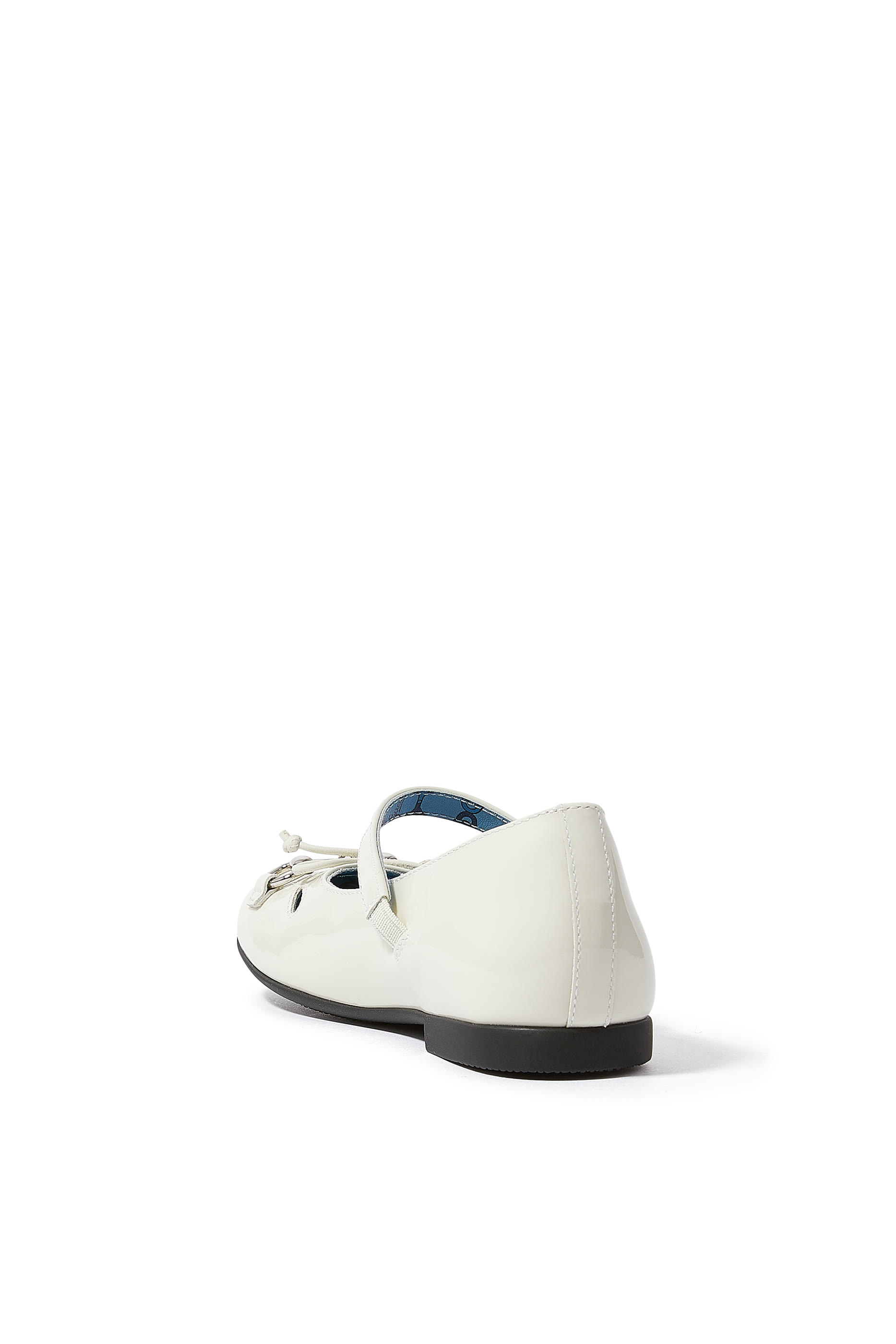 حذاء بالرينا بشعار الماركة للأطفال