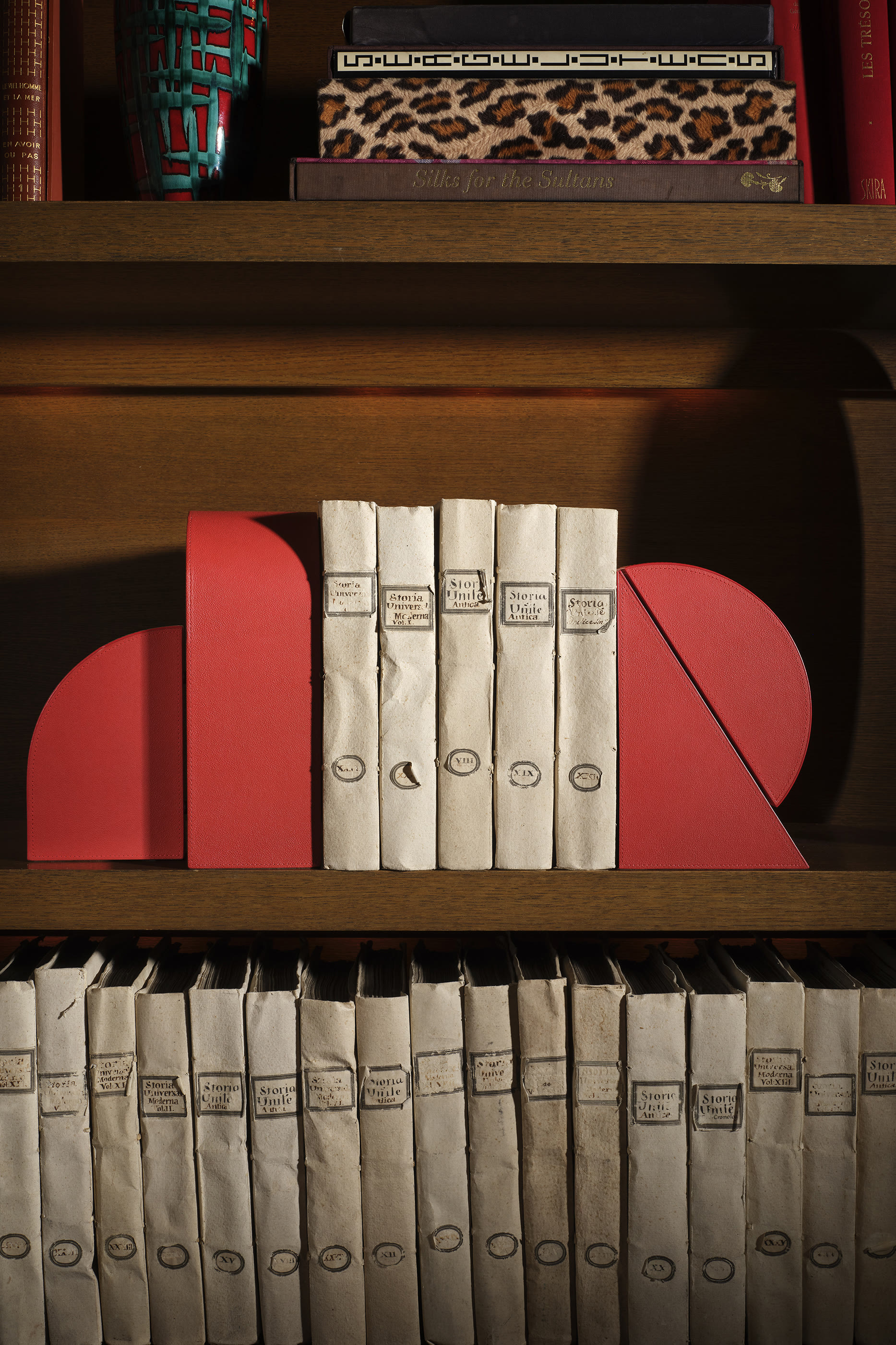 مسند كتب كيوبست &ndash; يمين