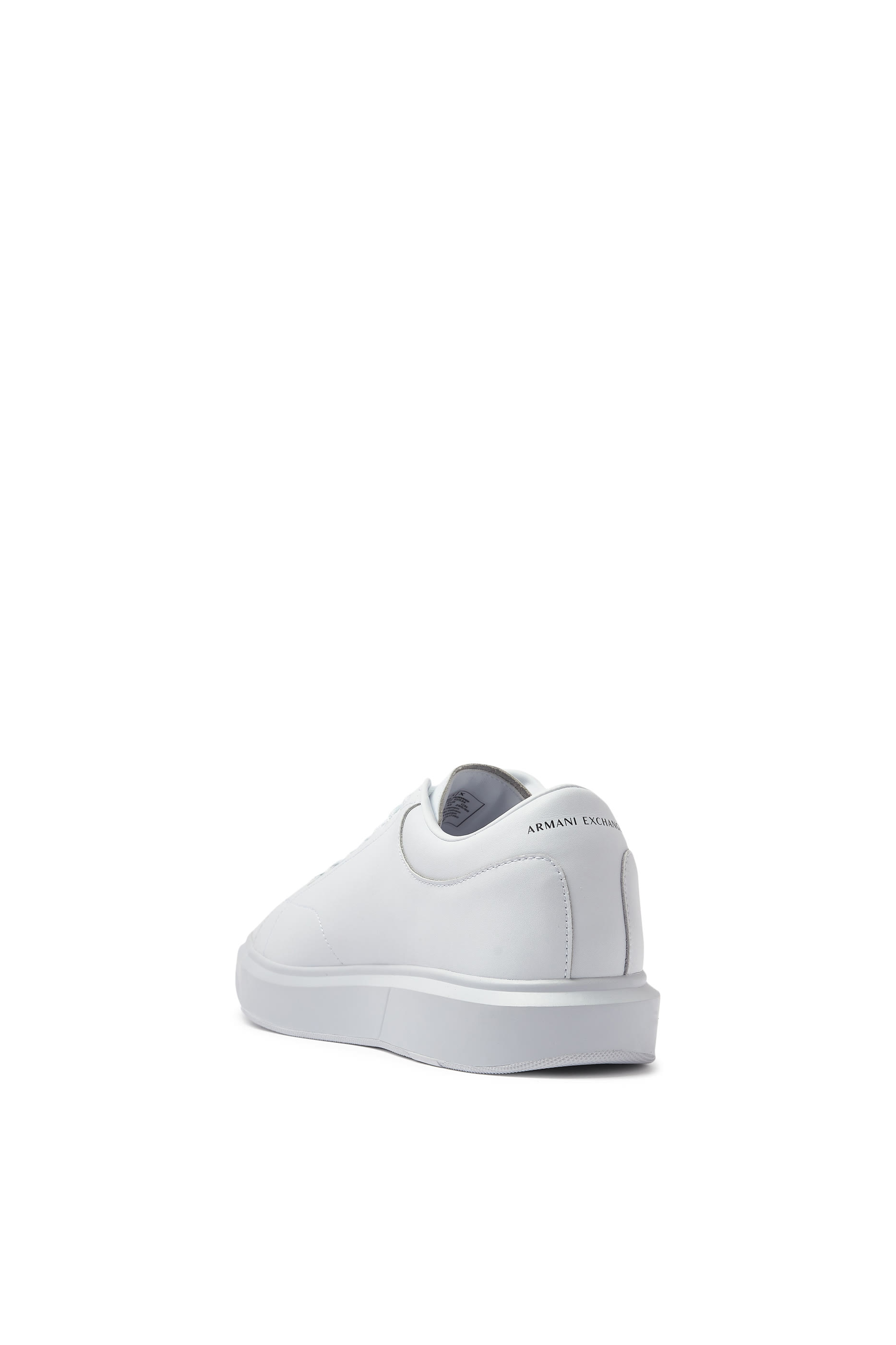 سنيكرز أكشن