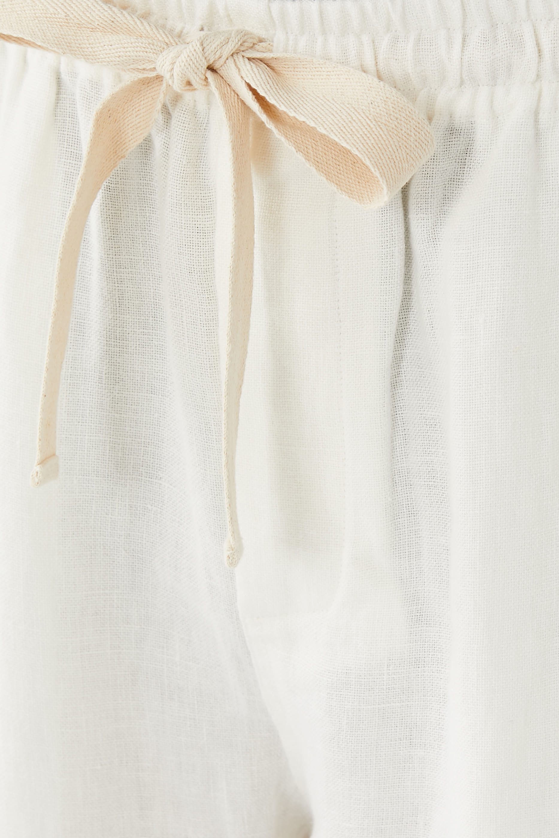 بنطال كتان بقصة ساق واسعة