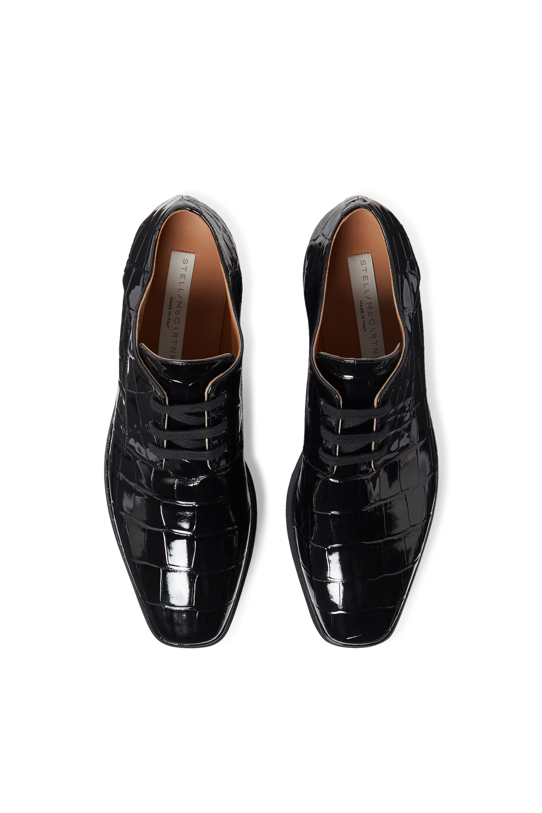  حذاء إليس 80 بنعل عريض ونقشة جلد التمساح بإصدار محدود