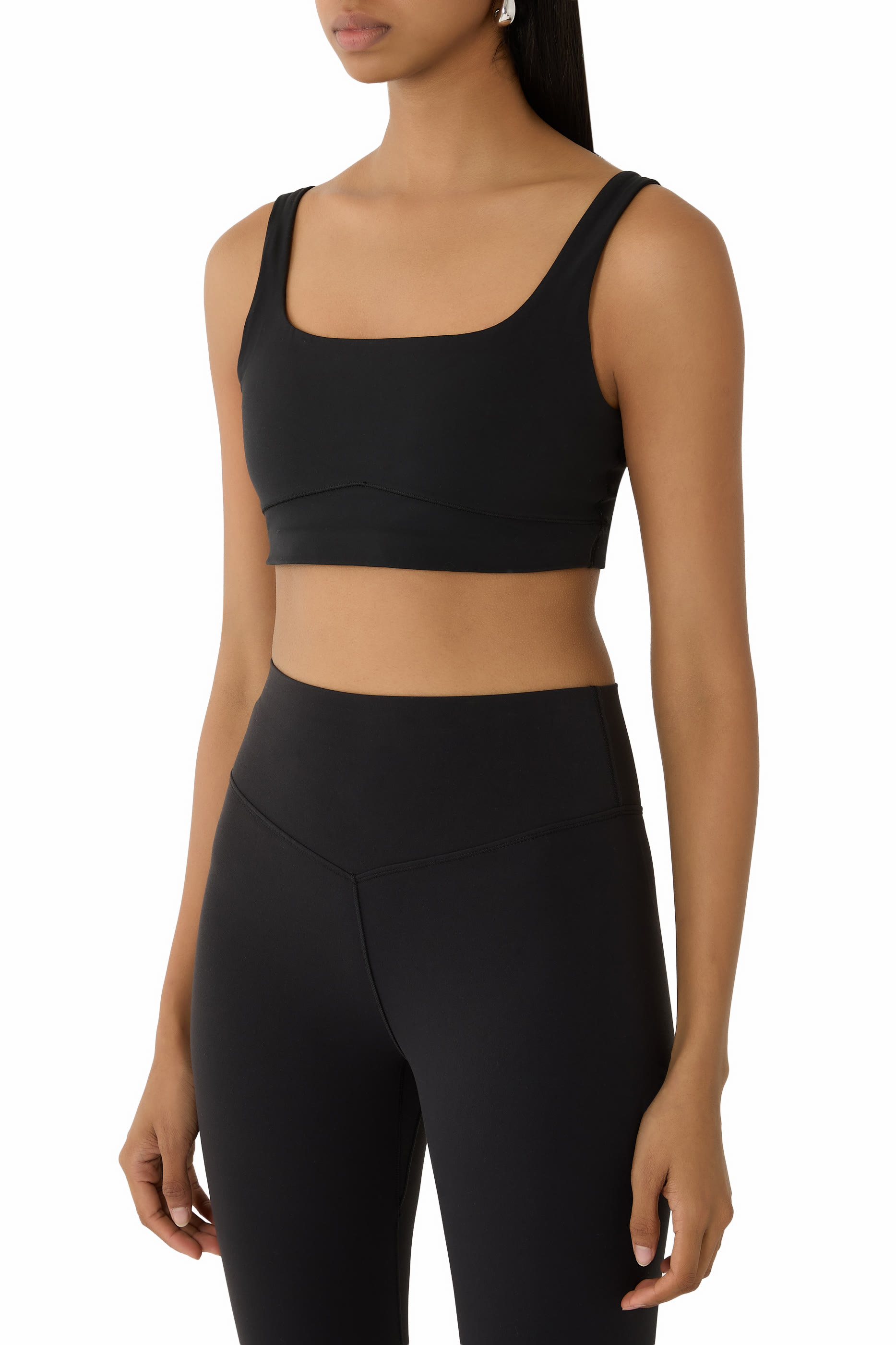 حمالة صدر أول ذا فورم